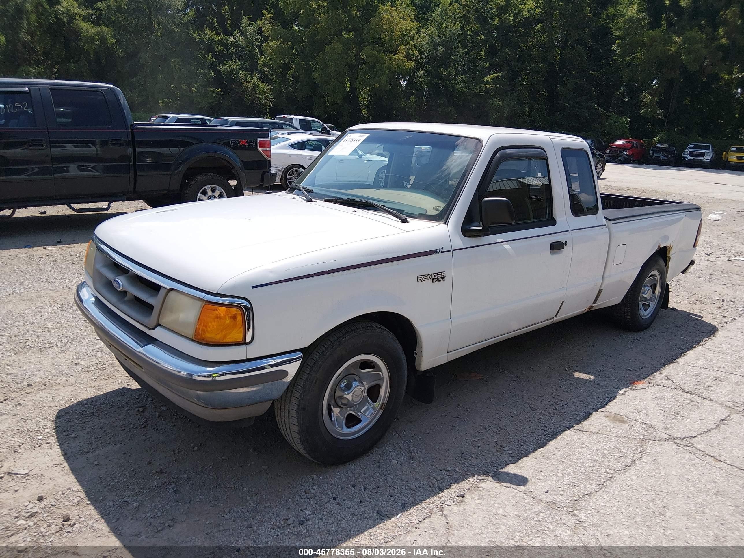 1995 Ford Ranger Super Cab White vin: 1FTCR14A8SPA80640