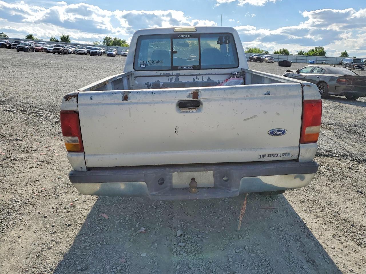 1996 Ford Ranger Super Cab Silver vin: 1FTCR14A8TPA86651