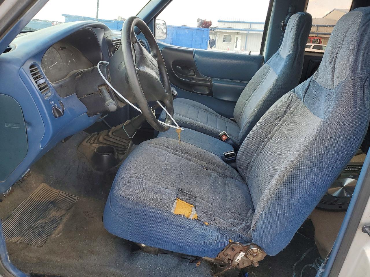 1996 Ford Ranger Super Cab Silver vin: 1FTCR14A8TPA86651