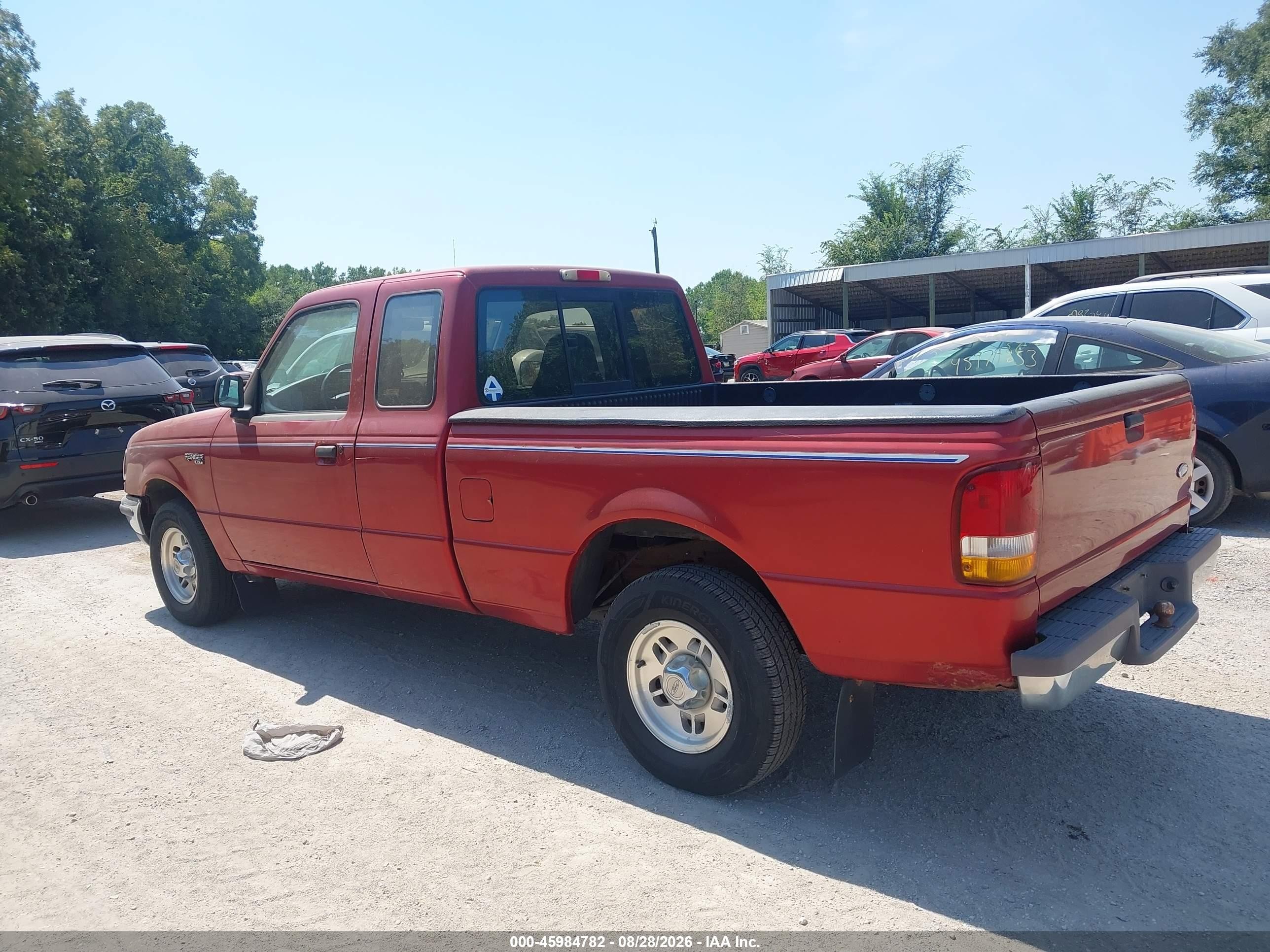 1997 Ford Ranger Xl/xlt Red vin: 1FTCR14A9VPB08921