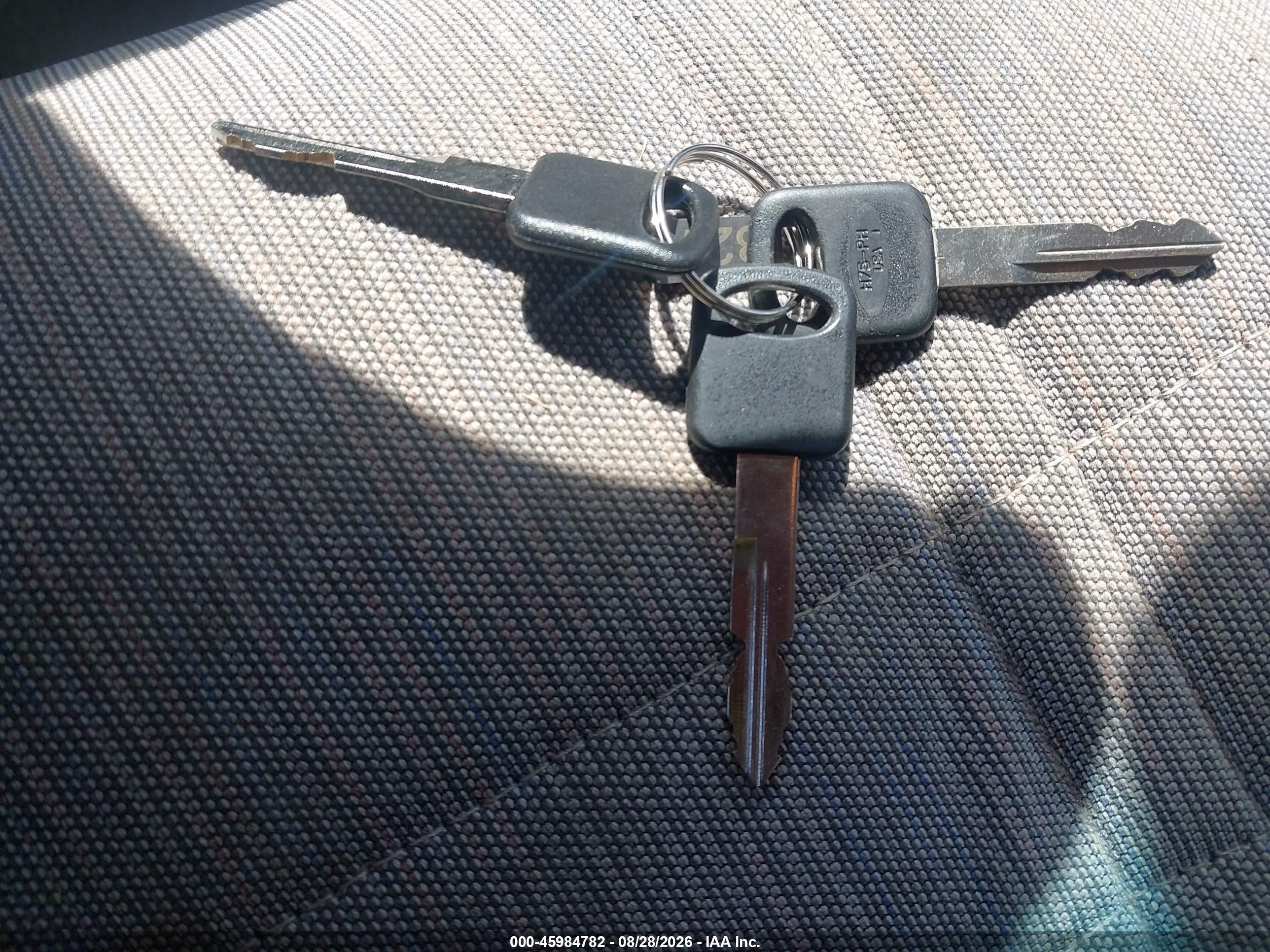 1997 Ford Ranger Xl/xlt Red vin: 1FTCR14A9VPB08921