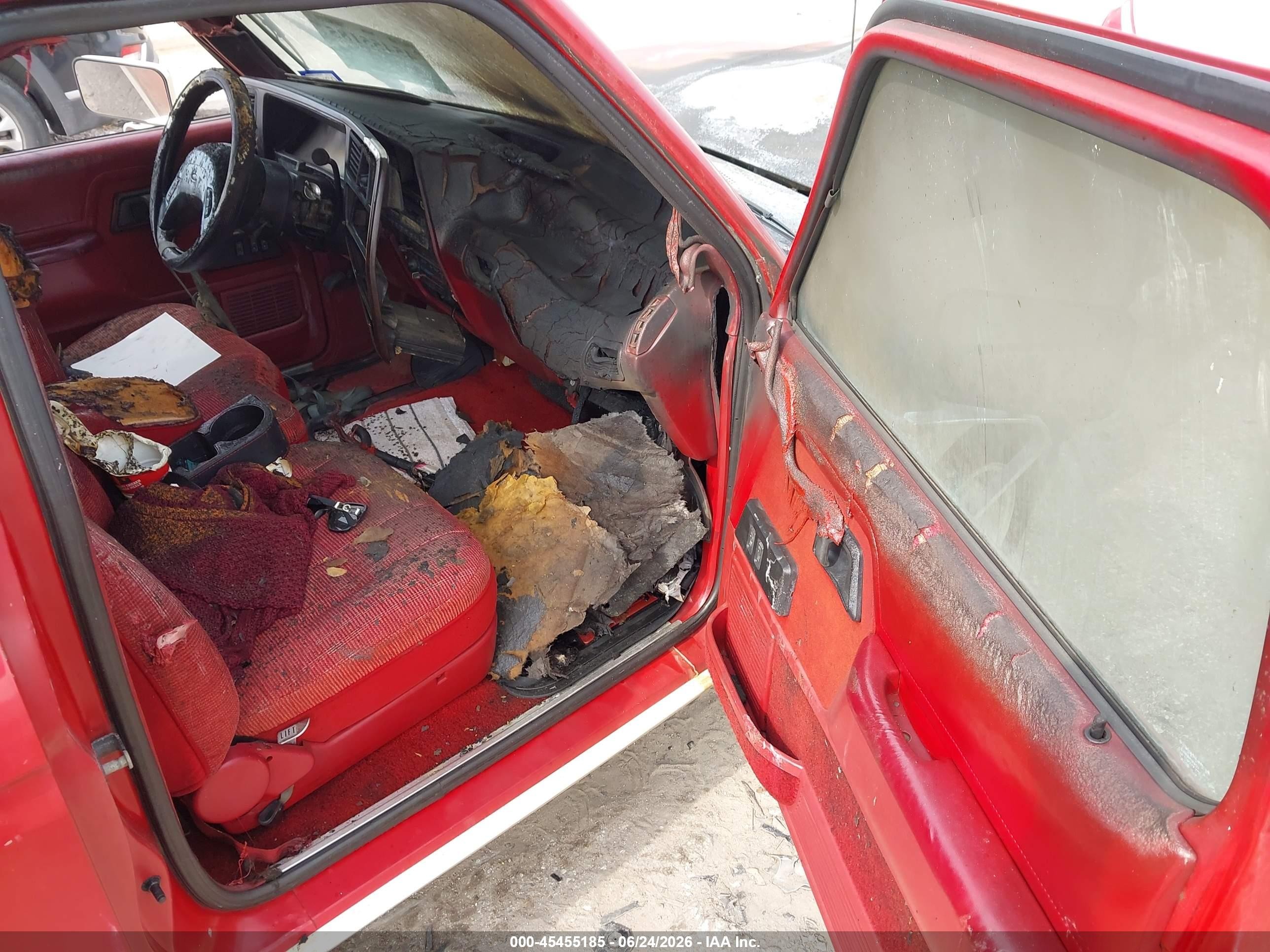 1989 Ford Ranger Super Cab Red vin: 1FTCR14T0KPB46017