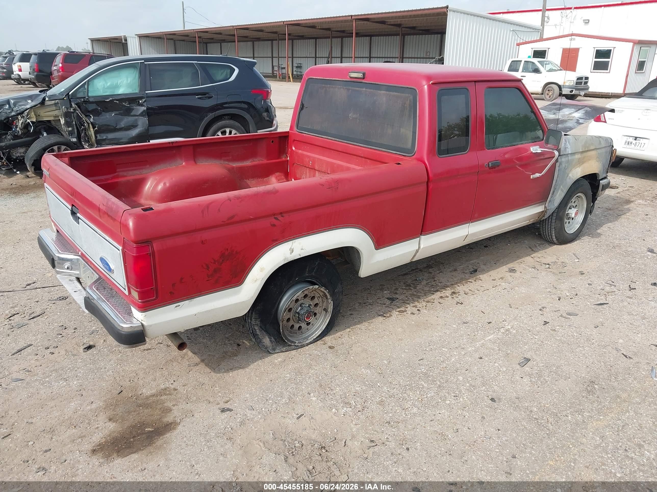 1989 Ford Ranger Super Cab Red vin: 1FTCR14T0KPB46017