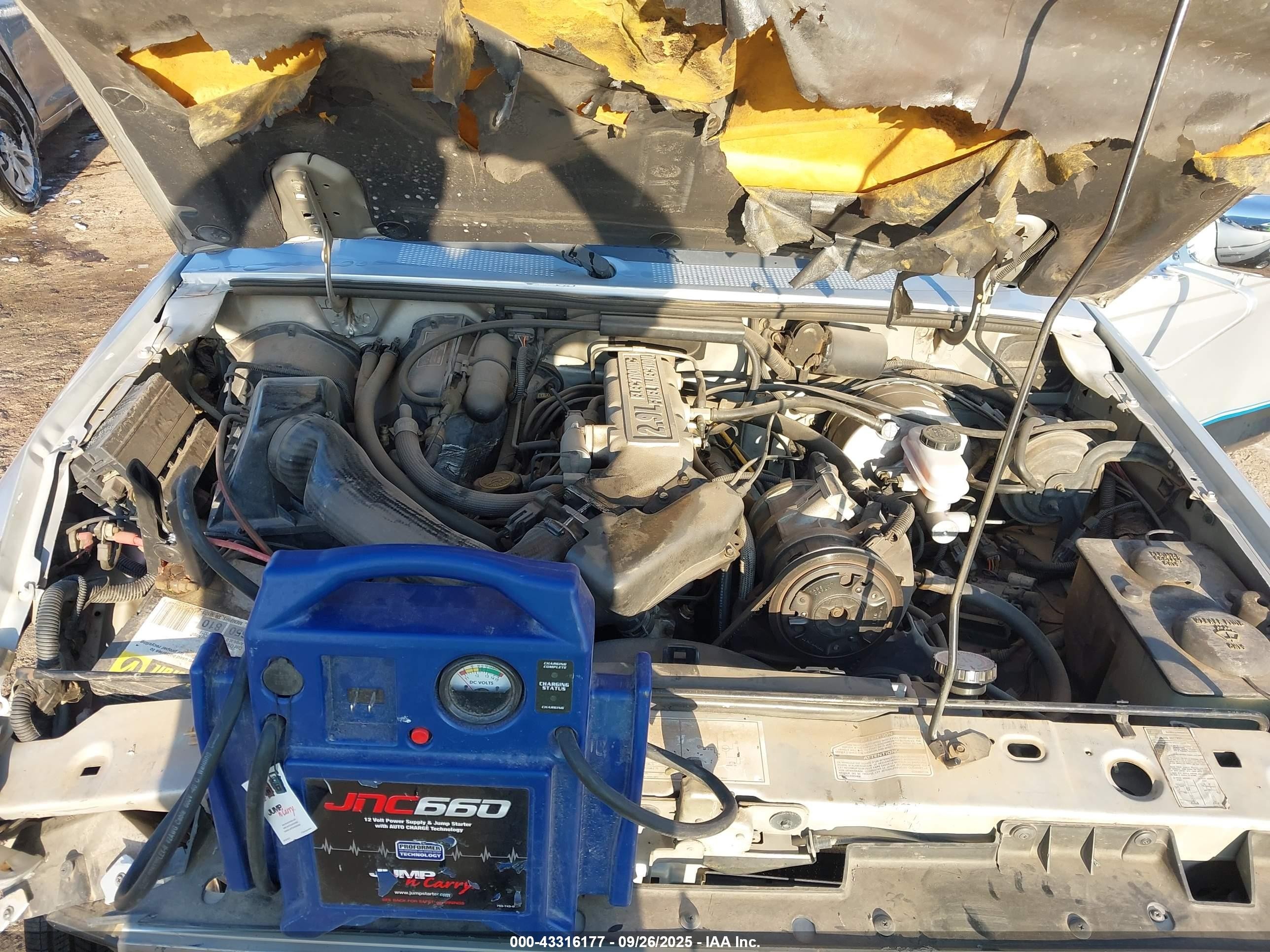 1990 Ford Ranger Super Cab Серебряный vin: 1FTCR14T1LPA45506