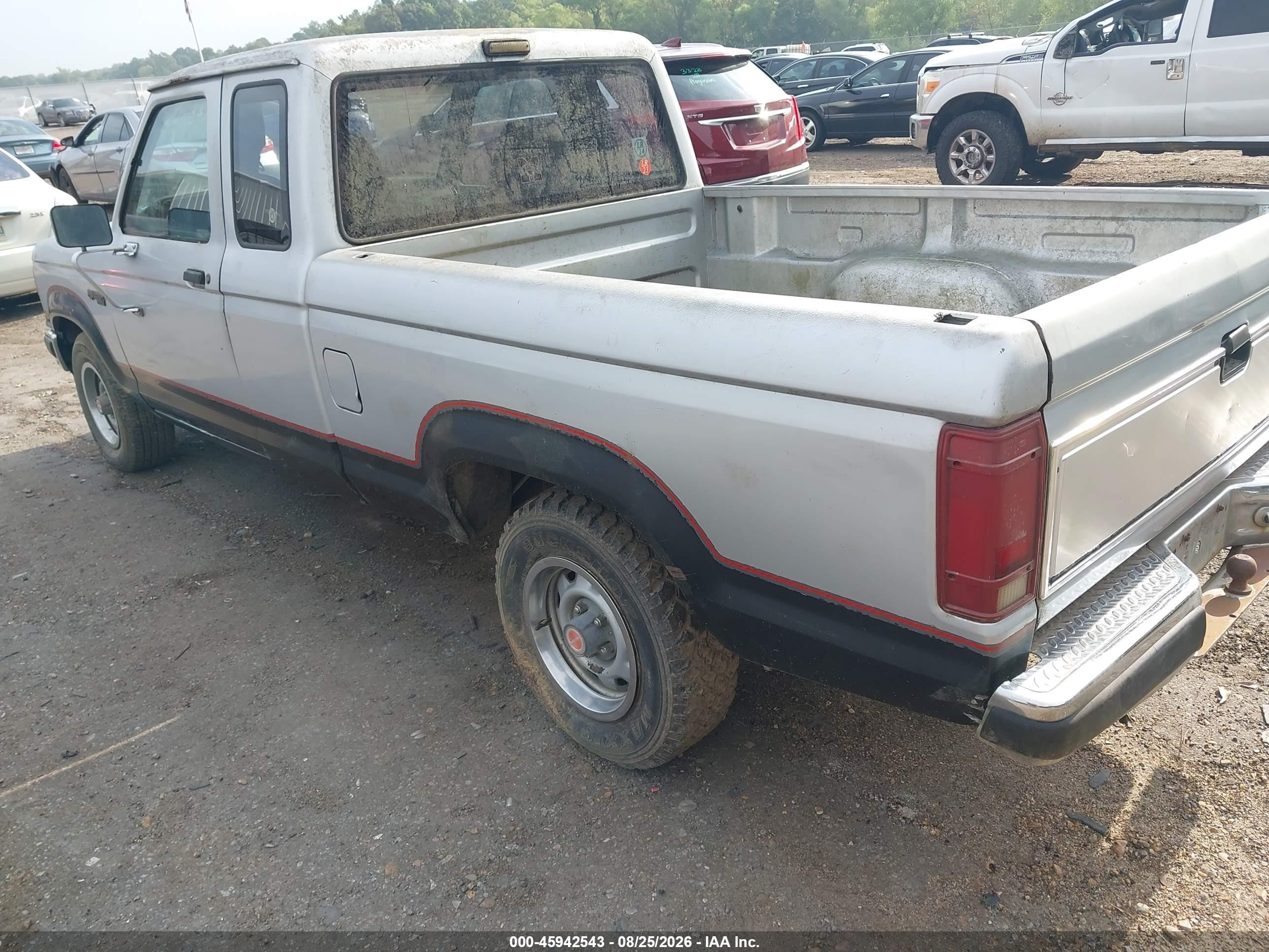 1989 Ford Ranger Super Cab Серебряный vin: 1FTCR14T2KPA90372