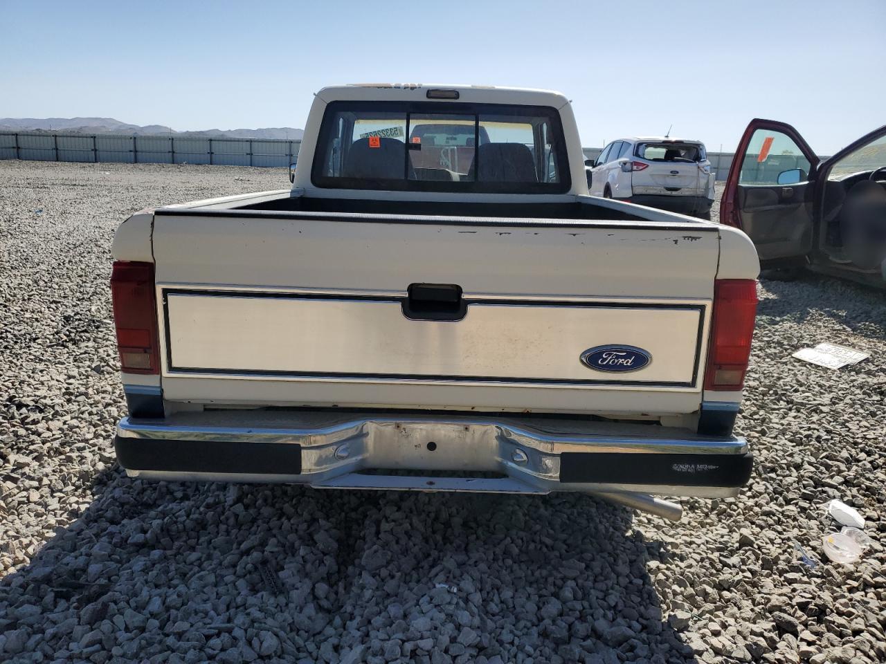 1989 Ford Ranger Super Cab White vin: 1FTCR14T3KPA44517