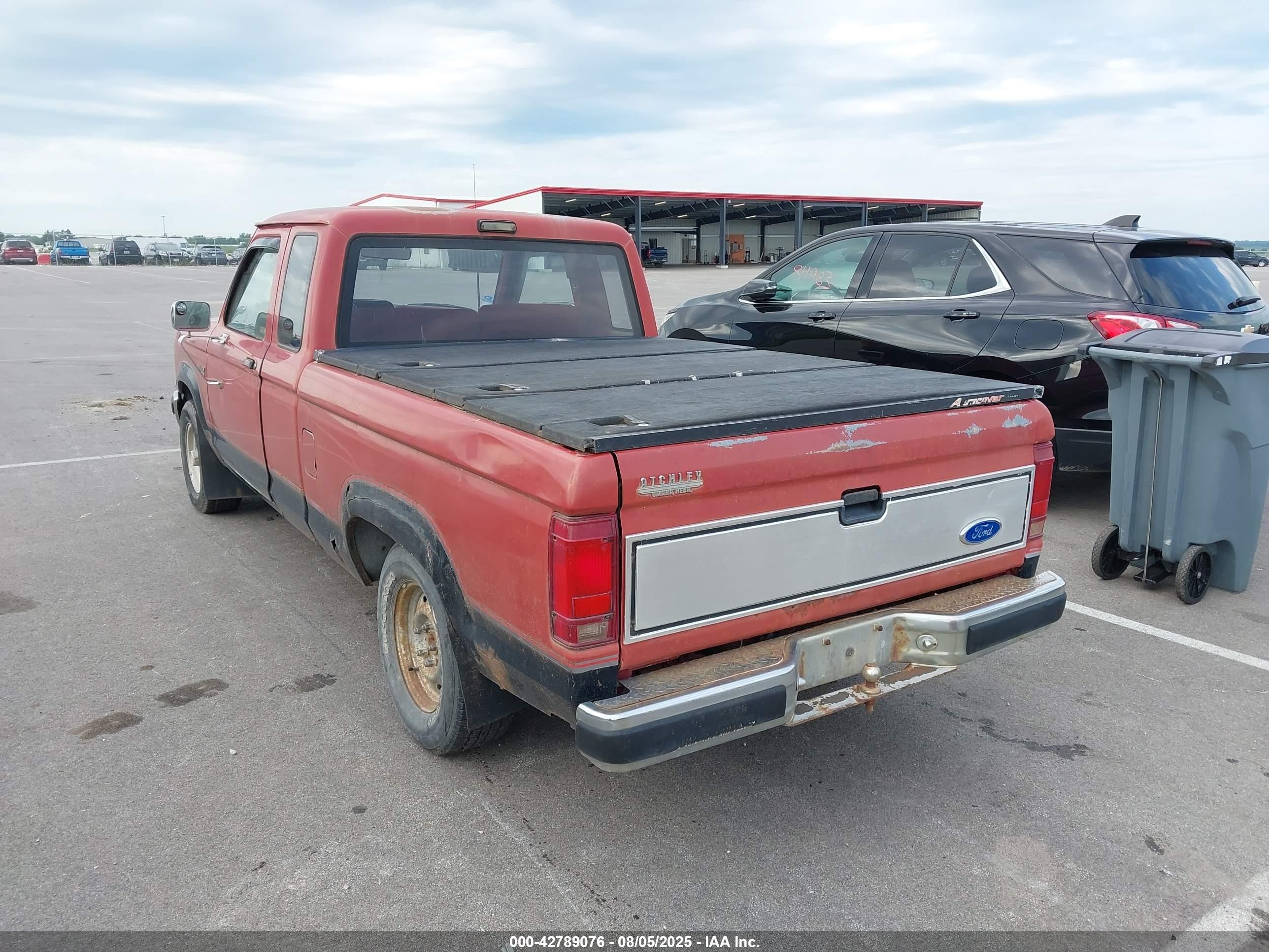 1989 Ford Ranger Super Cab Red vin: 1FTCR14T4KPA64260