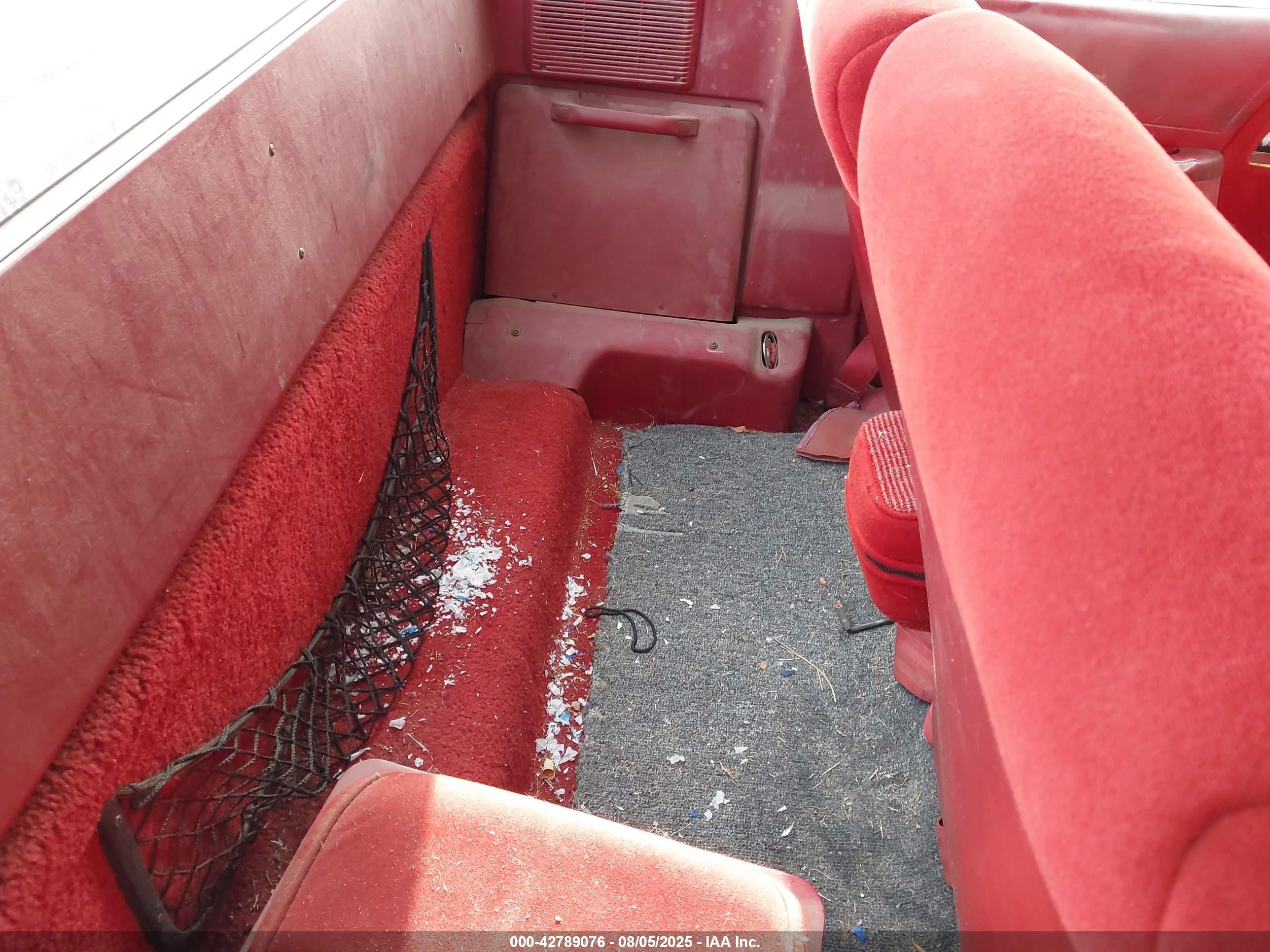1989 Ford Ranger Super Cab Red vin: 1FTCR14T4KPA64260