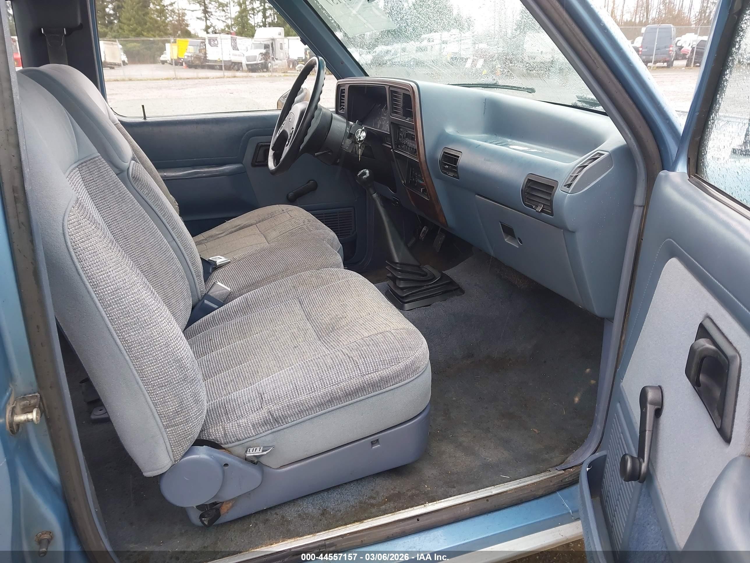 1989 Ford Ranger Super Cab Light Blue vin: 1FTCR14T4KPB41080