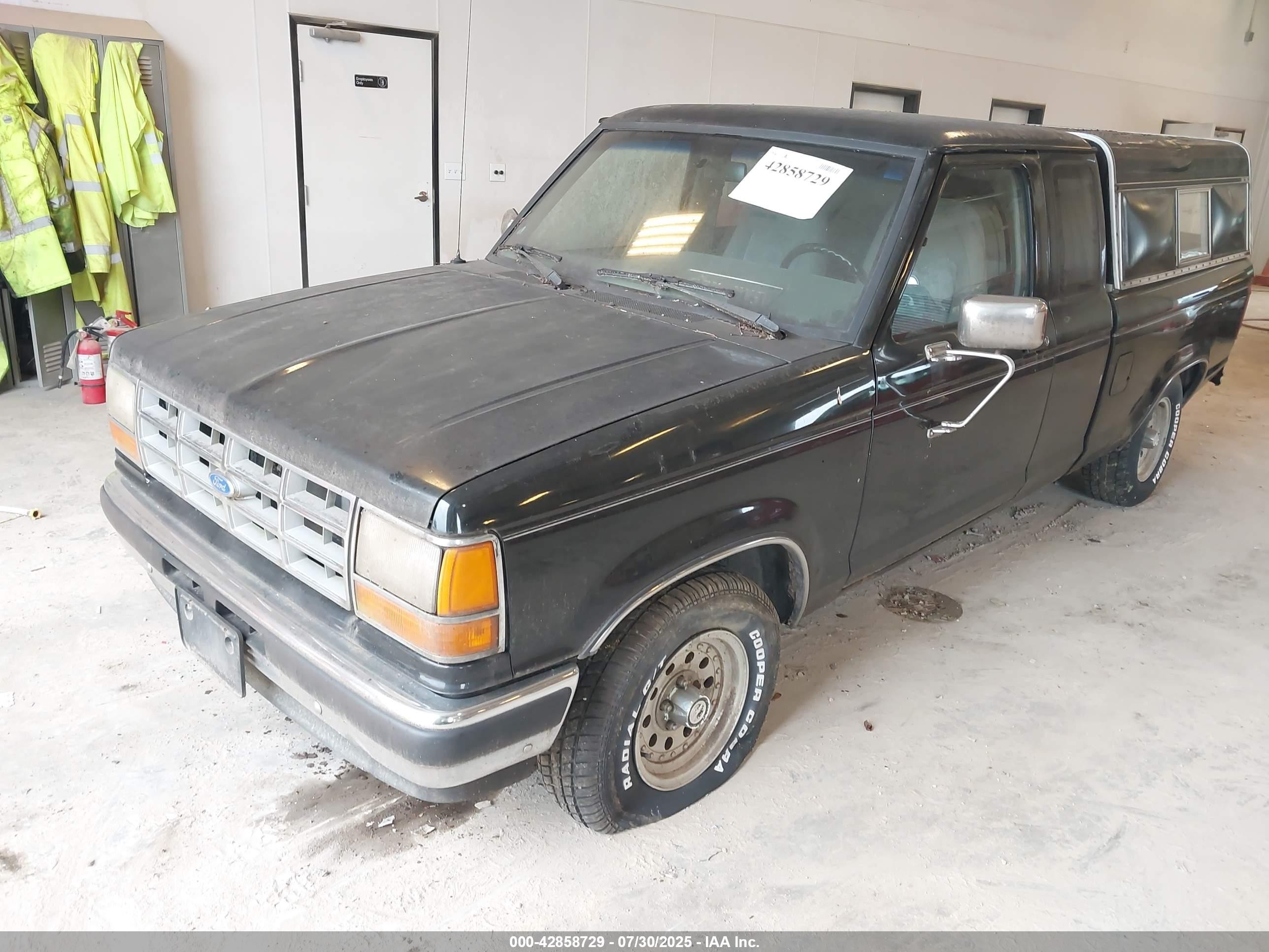 1990 Ford Ranger Super Cab Black vin: 1FTCR14T4LPB56101