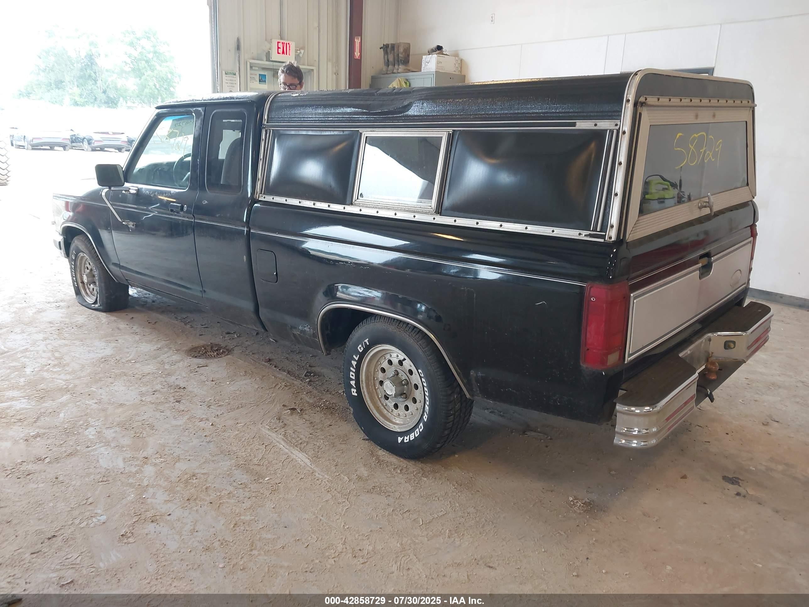 1990 Ford Ranger Super Cab Black vin: 1FTCR14T4LPB56101