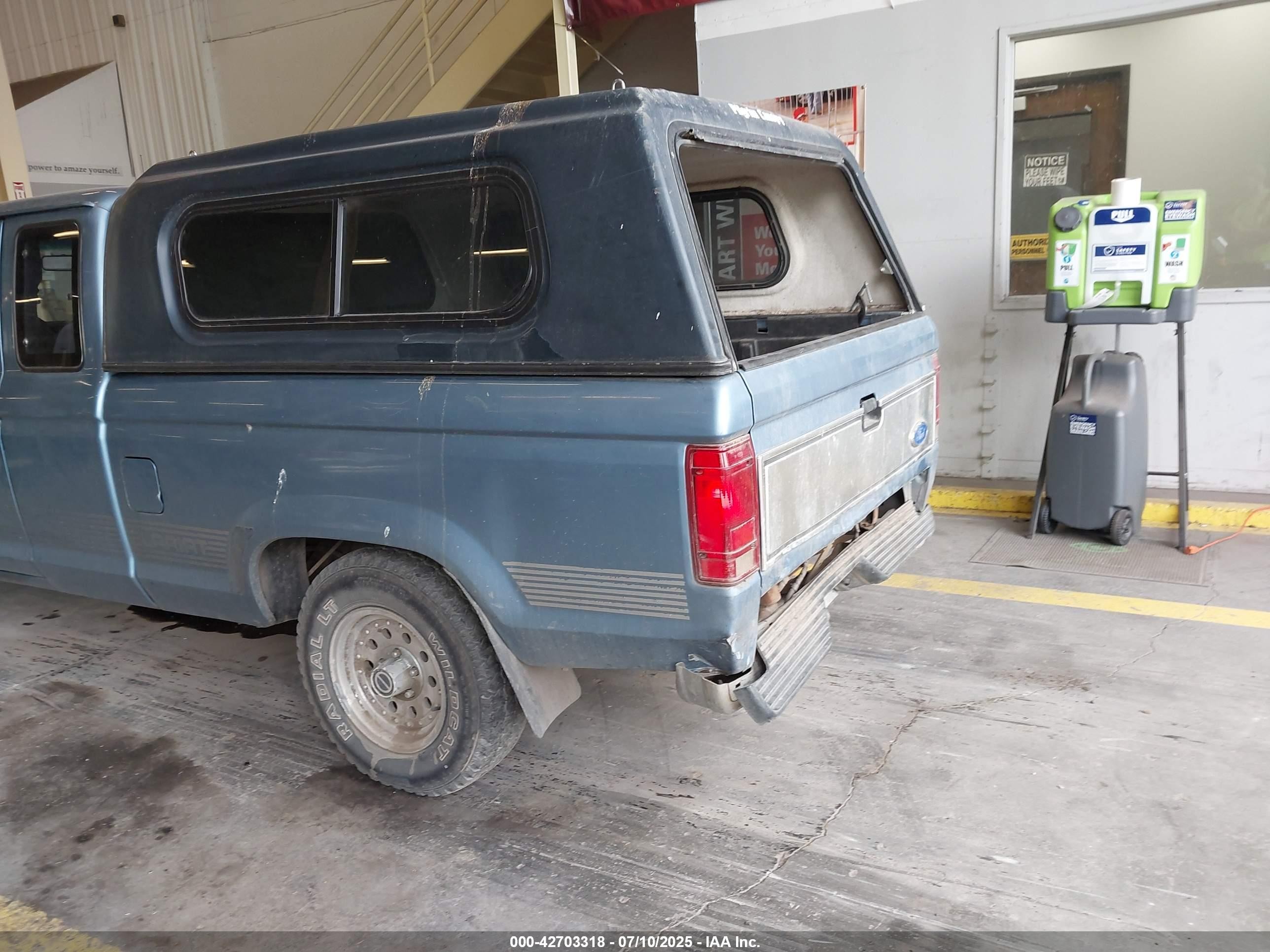 1990 Ford Ranger Super Cab Blue vin: 1FTCR14T4LPB72962