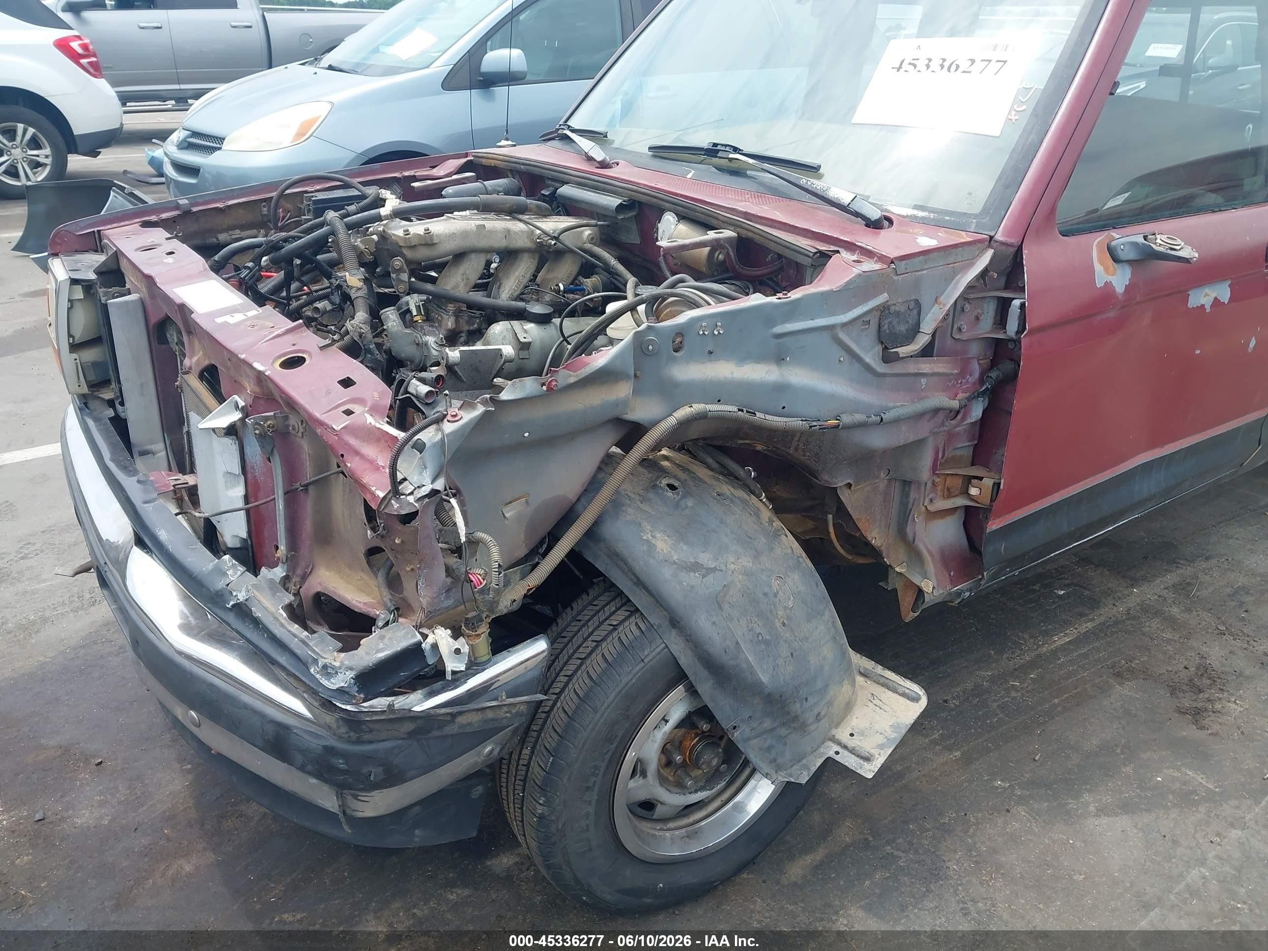 1989 Ford Ranger Super Cab Красный vin: 1FTCR14T6KPA90133