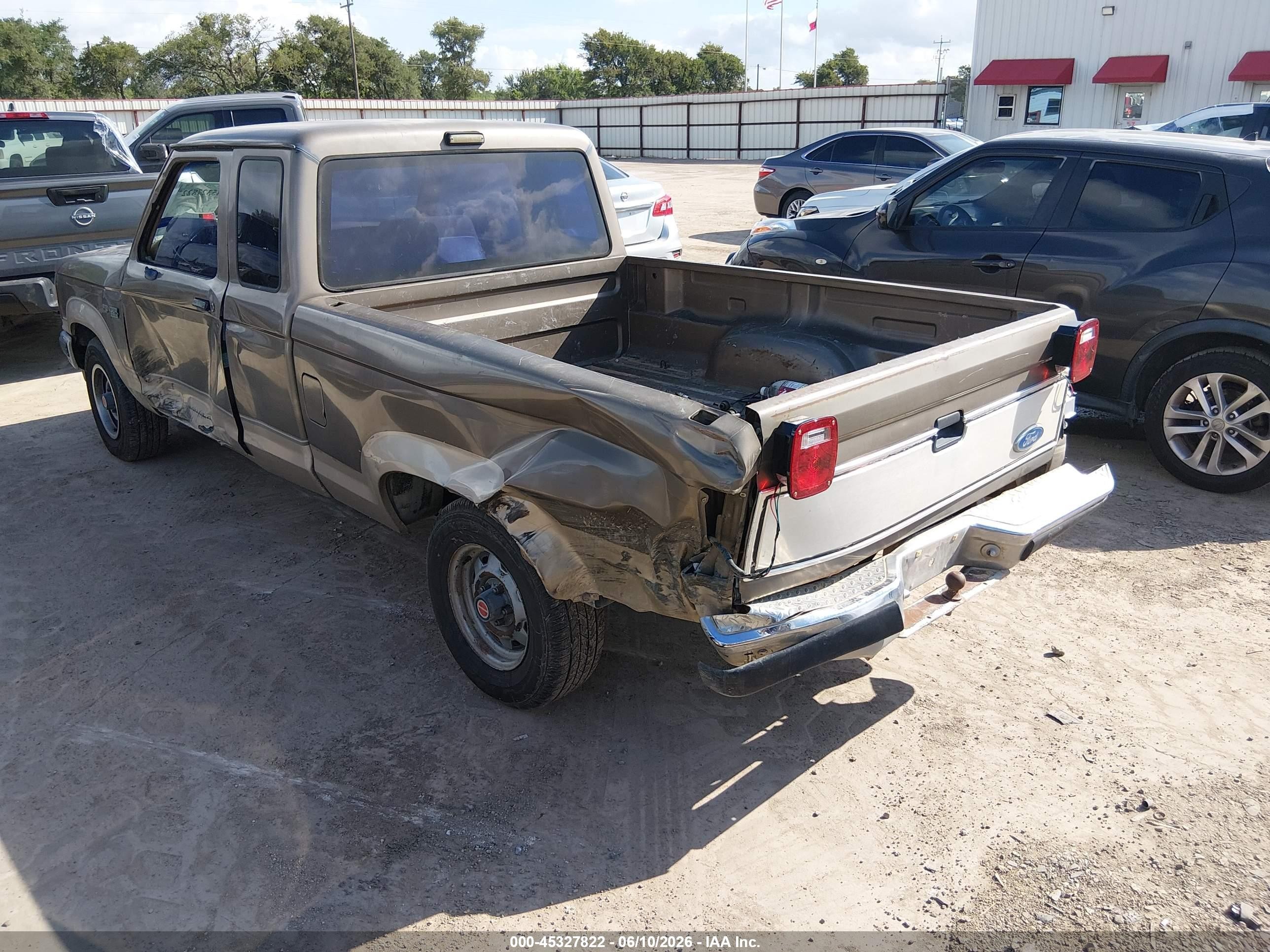 1989 Ford Ranger Super Cab Gold vin: 1FTCR14TXKPB13672