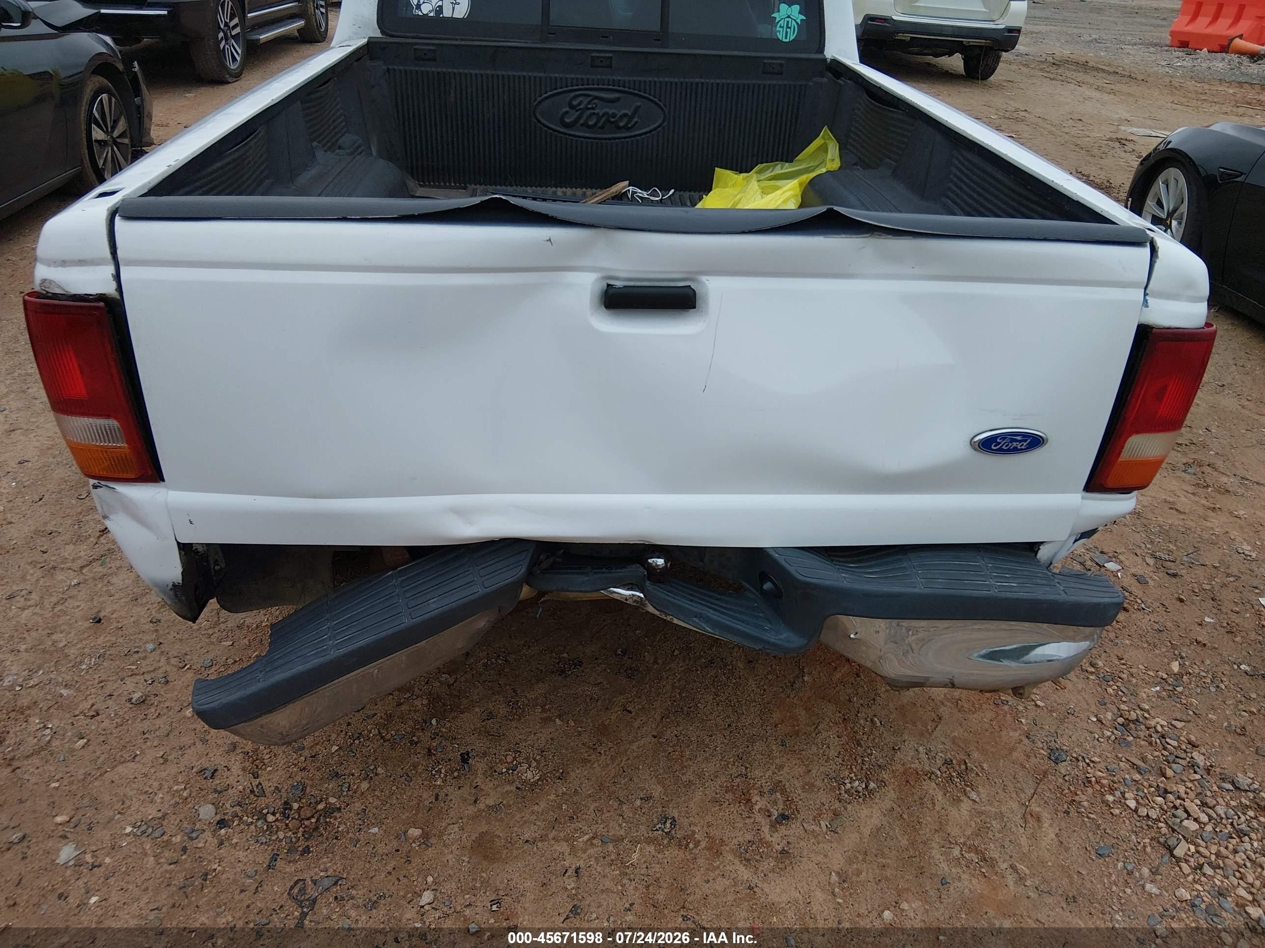 1993 Ford Ranger Super Cab White vin: 1FTCR14U0PPA64515