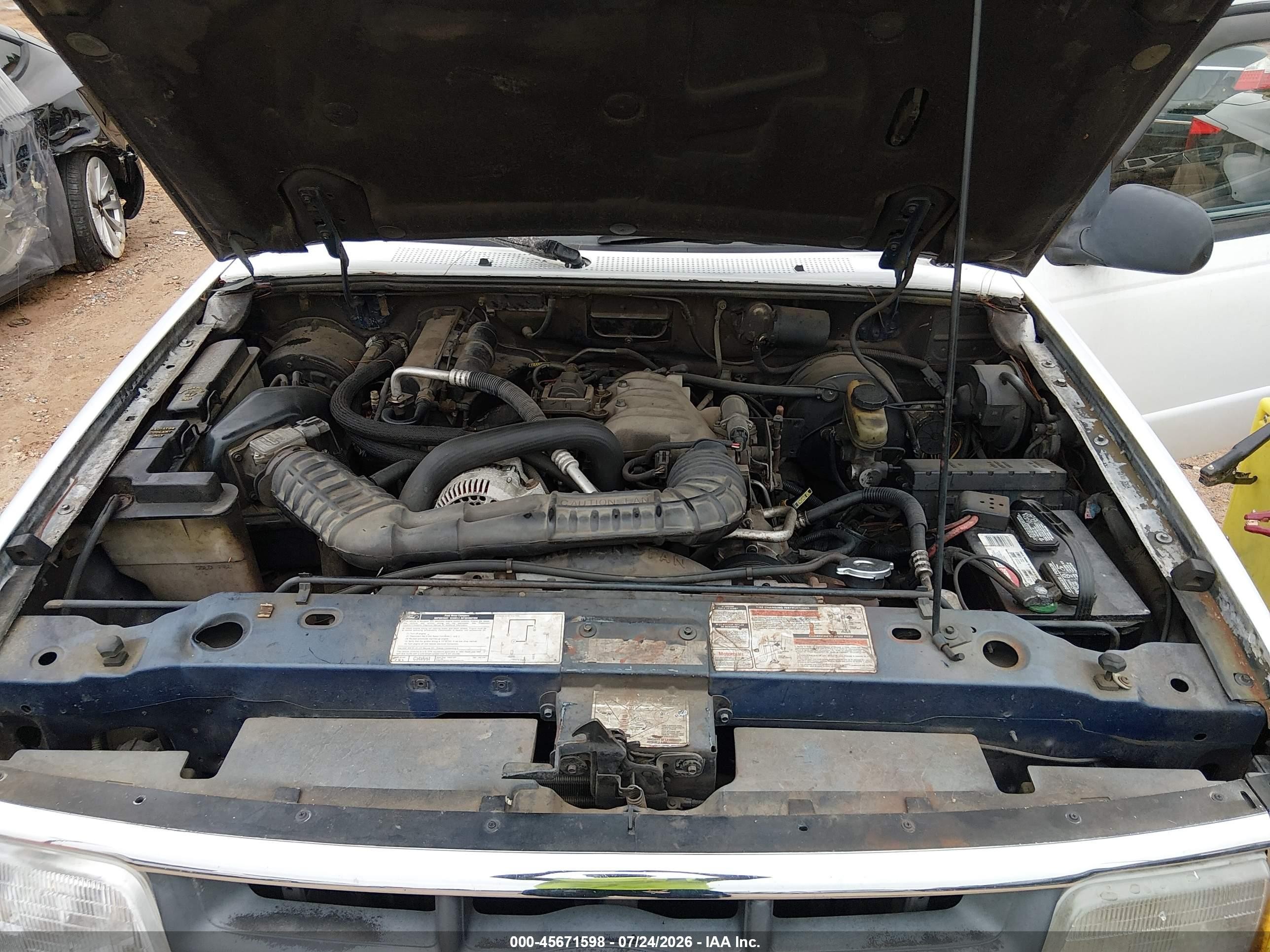 1993 Ford Ranger Super Cab White vin: 1FTCR14U0PPA64515