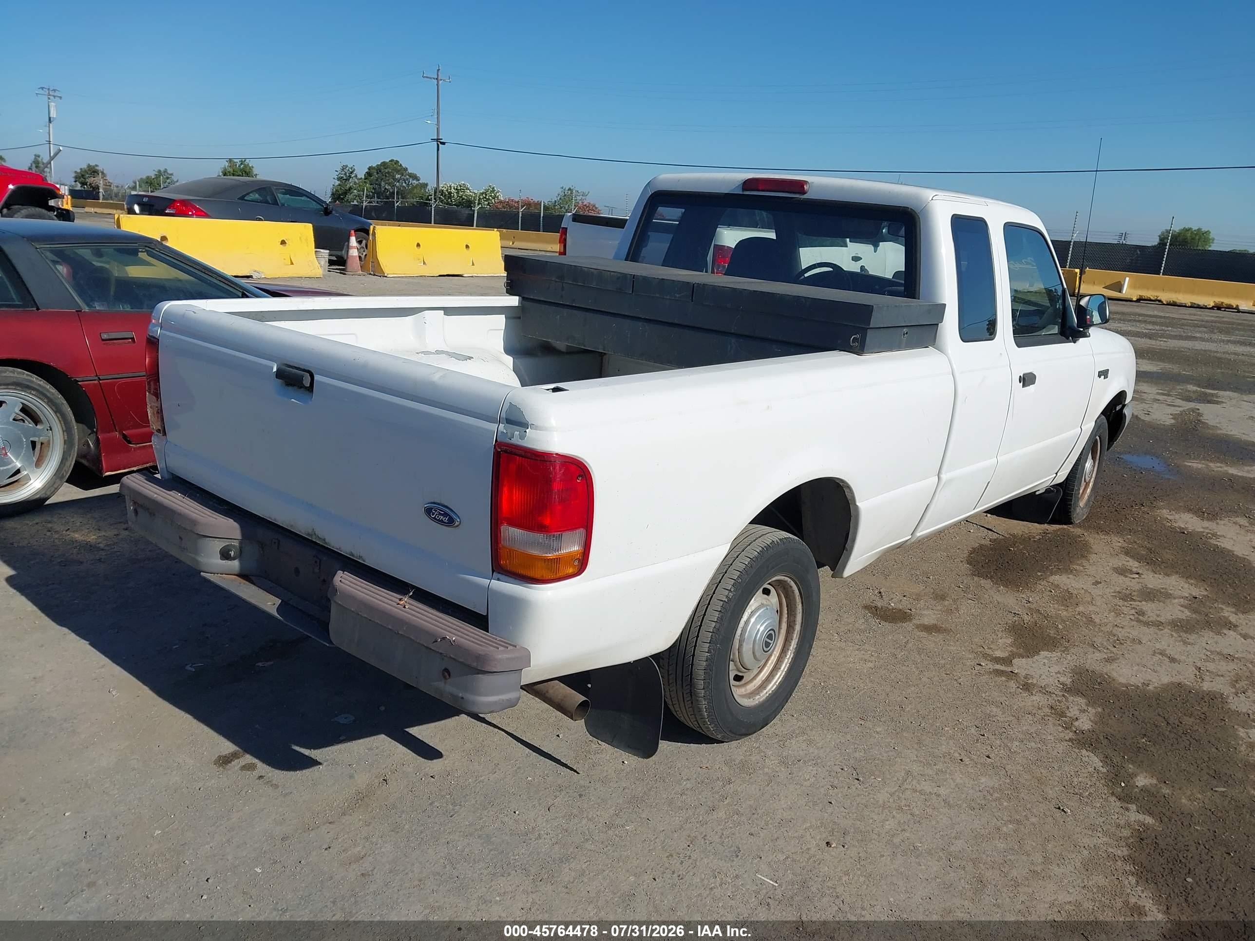 1995 Ford Ranger Super Cab Белый vin: 1FTCR14U1SPB14394