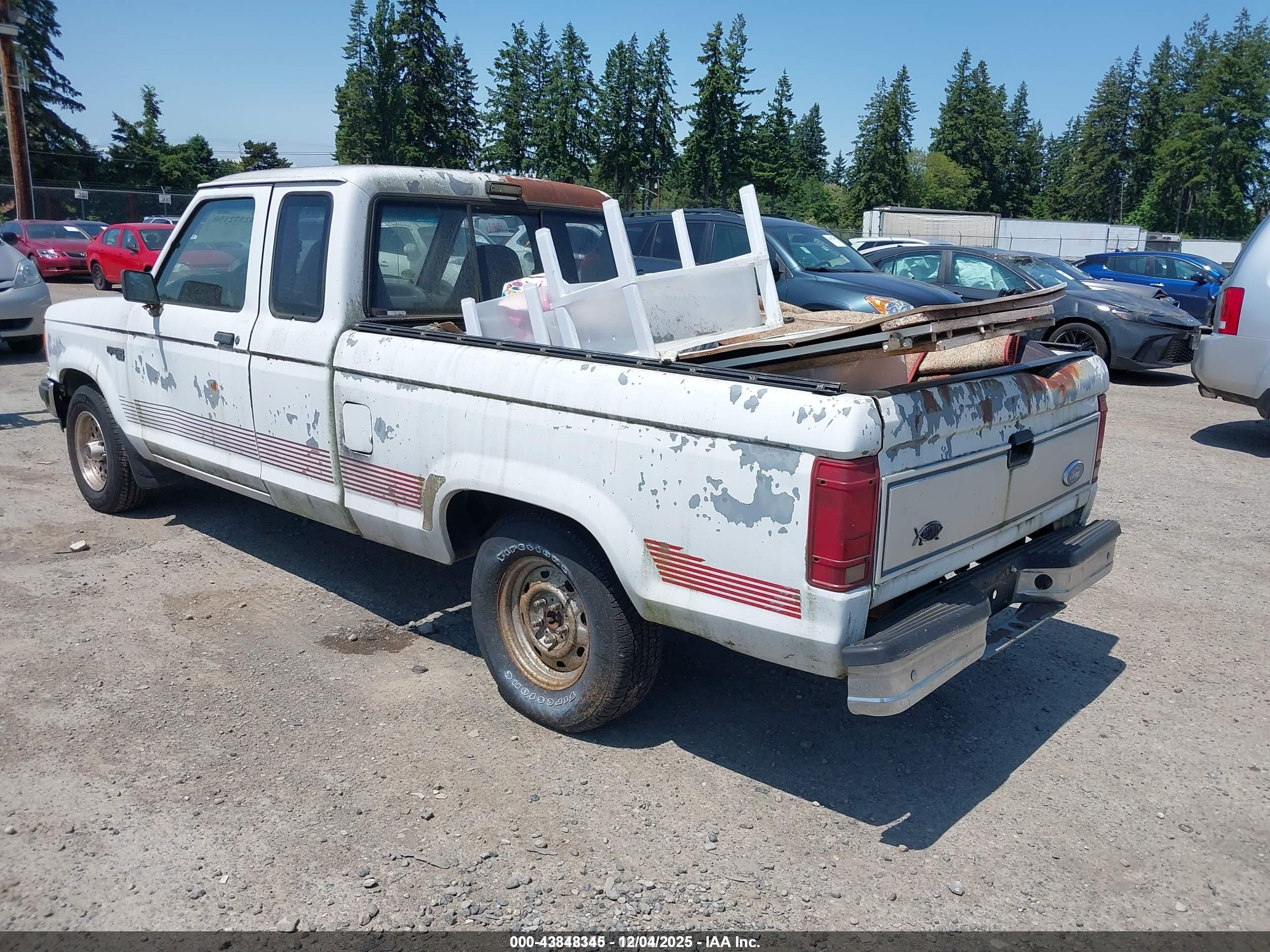 1992 Ford Ranger Super Cab White vin: 1FTCR14U2NPA90708