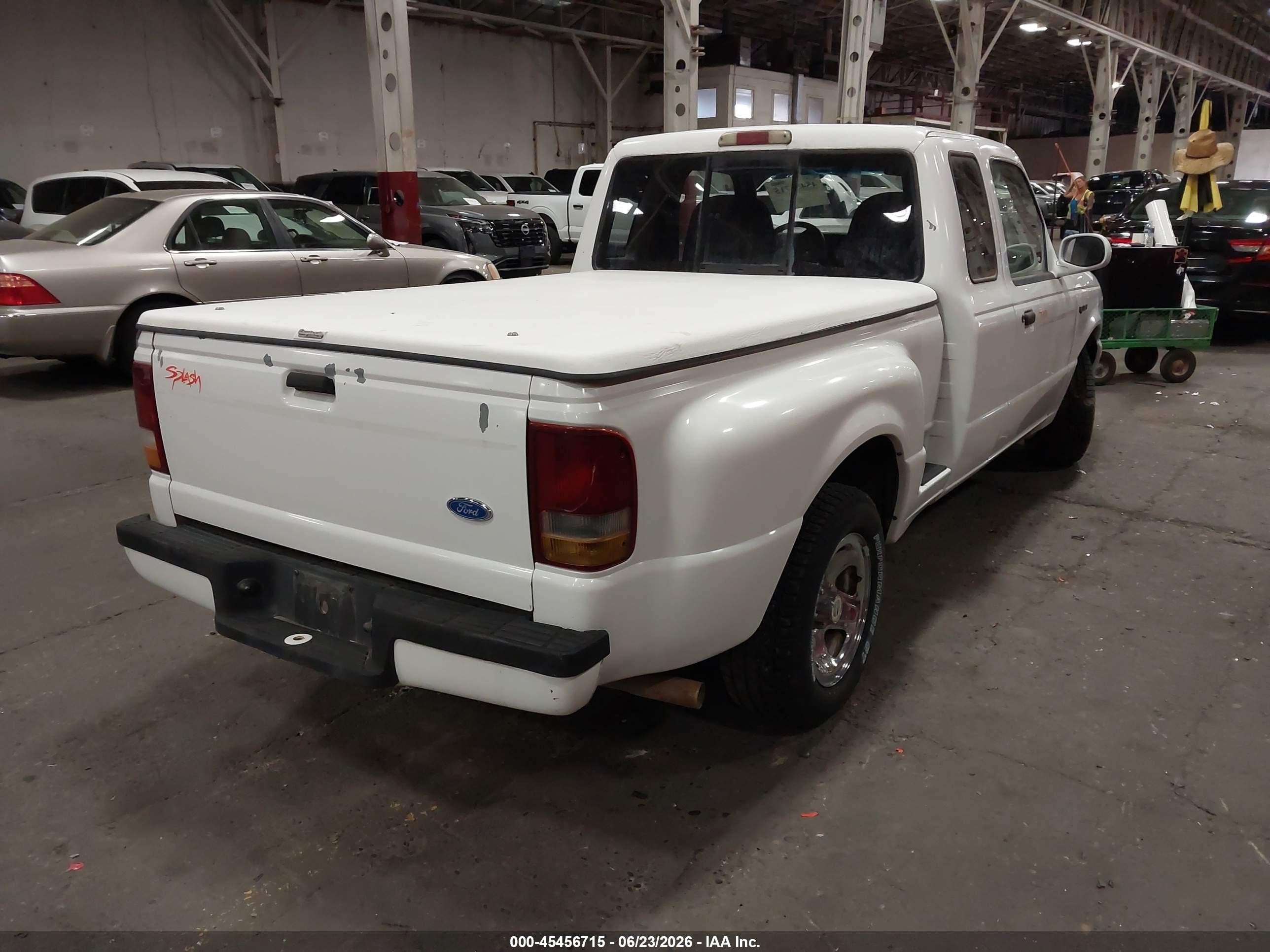1994 Ford Ranger Super Cab White vin: 1FTCR14U2RPB60018