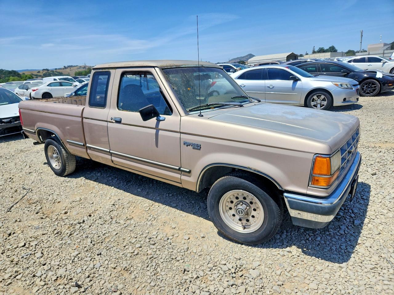 1992 Ford Ranger Super Cab Tan vin: 1FTCR14U3NPA88112