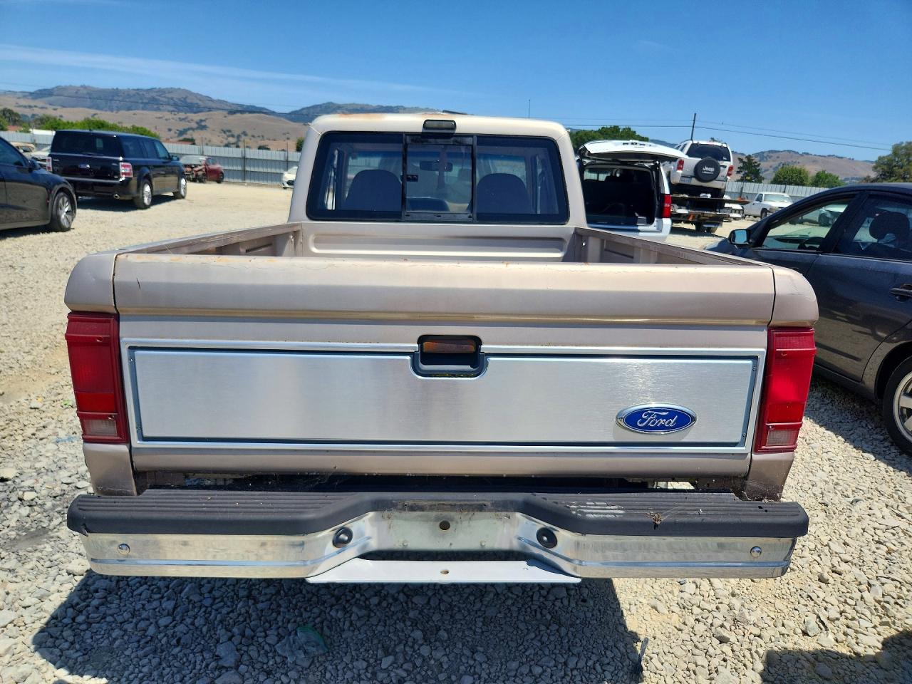 1992 Ford Ranger Super Cab Tan vin: 1FTCR14U3NPA88112