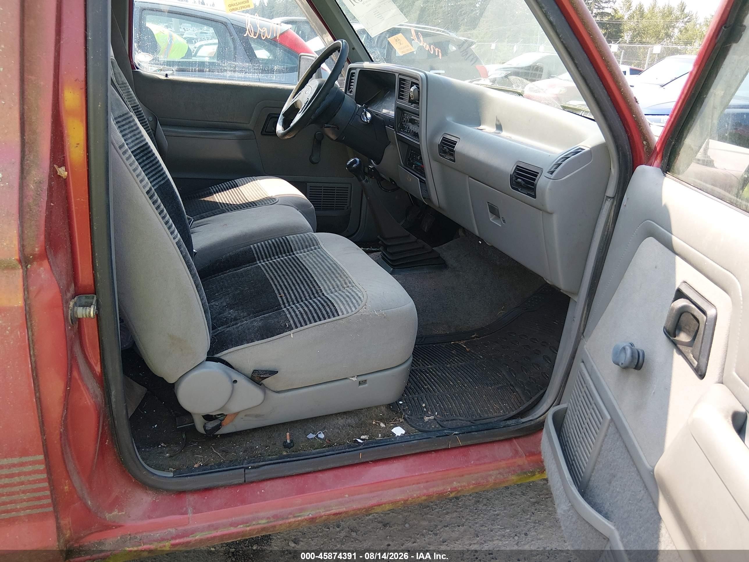 1992 Ford Ranger Super Cab Red vin: 1FTCR14U3NTA56753
