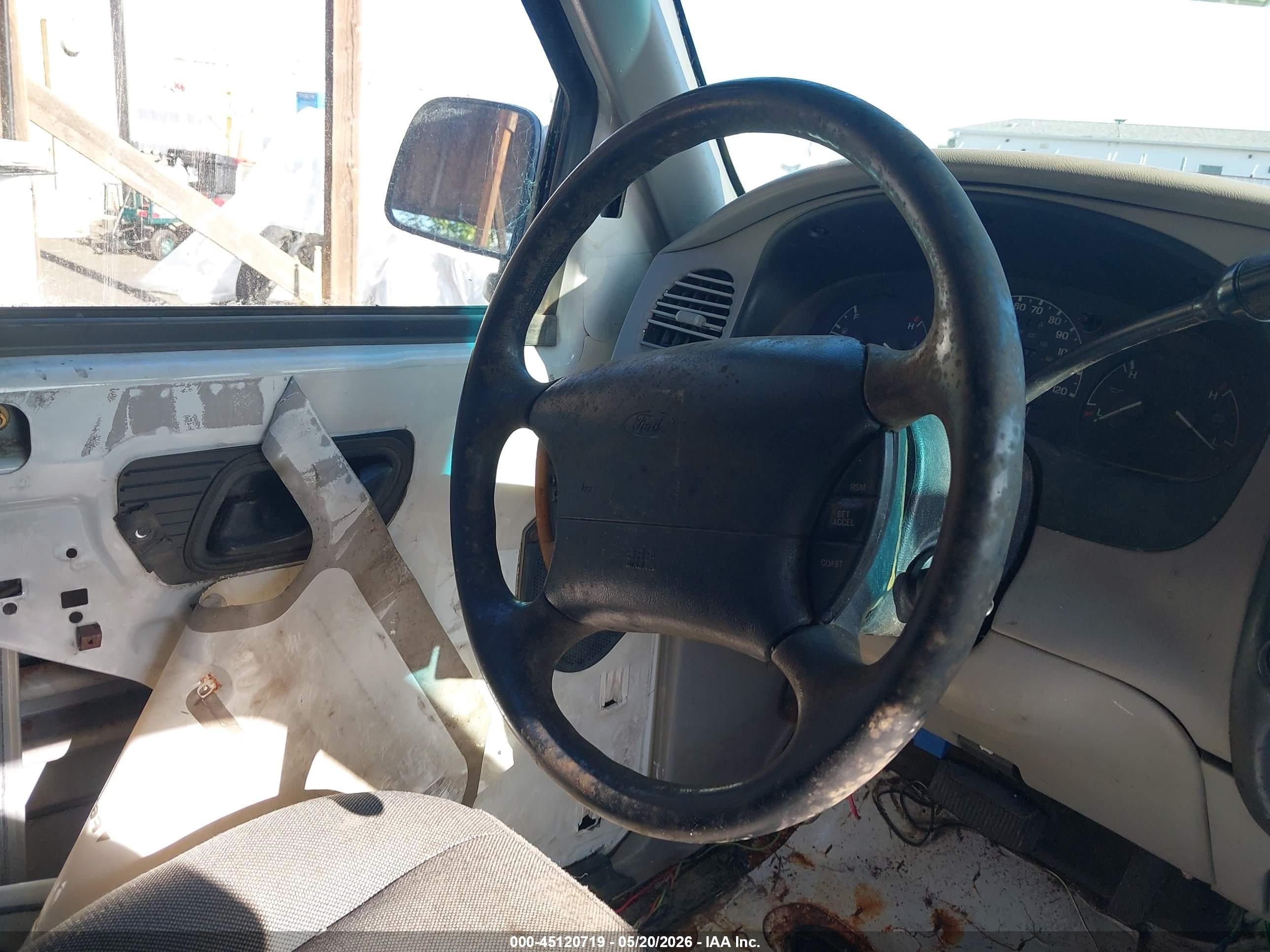 1996 Ford Ranger Super Cab White vin: 1FTCR14U3TPB53943