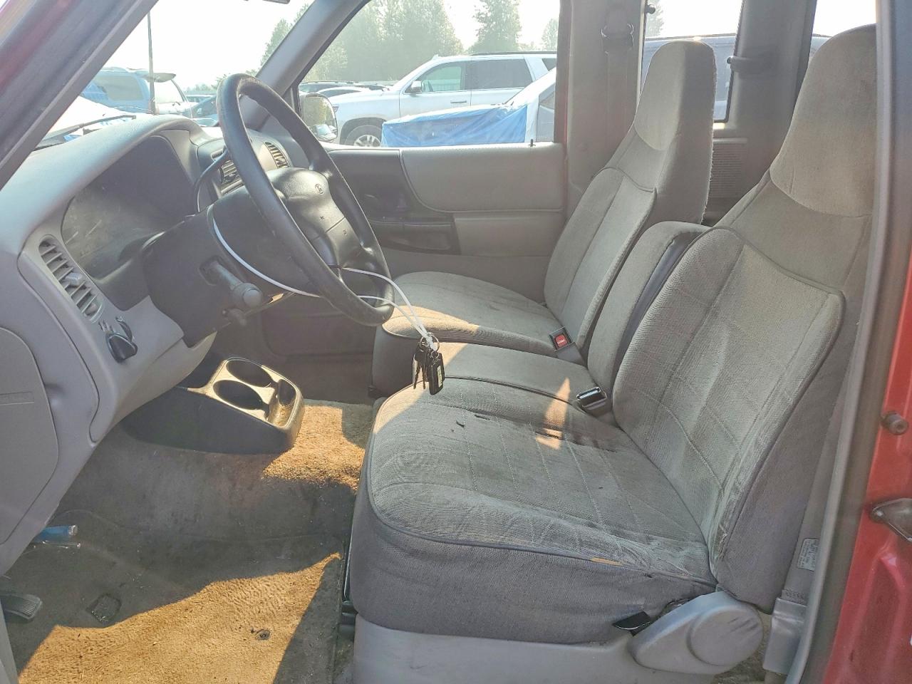 1995 Ford Ranger Super Cab Красный vin: 1FTCR14U5SPA15187