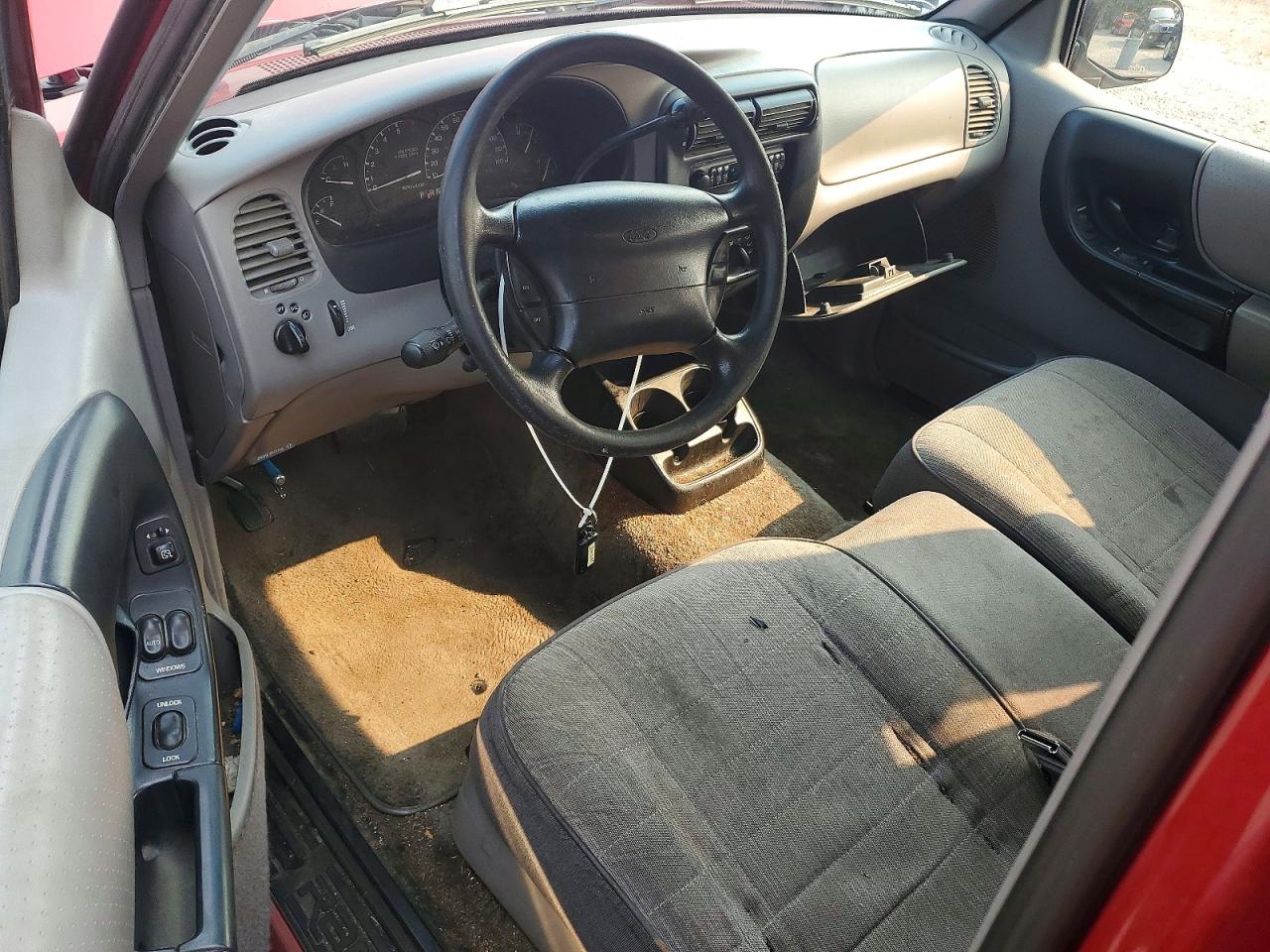 1995 Ford Ranger Super Cab Красный vin: 1FTCR14U5SPA15187