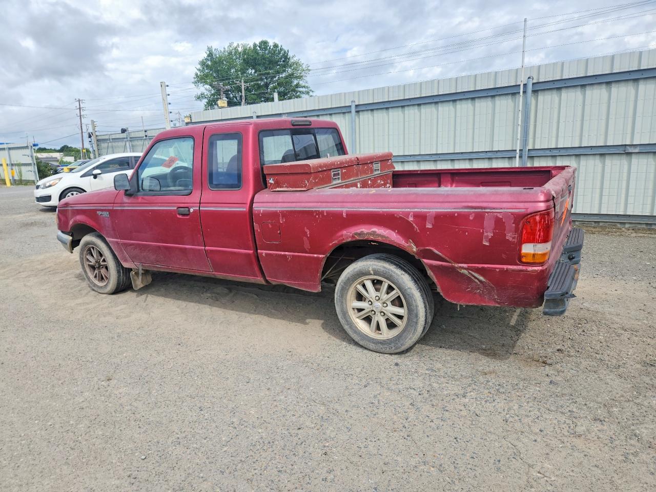 1994 Ford Ranger Super Cab Red vin: 1FTCR14U8RPB05914