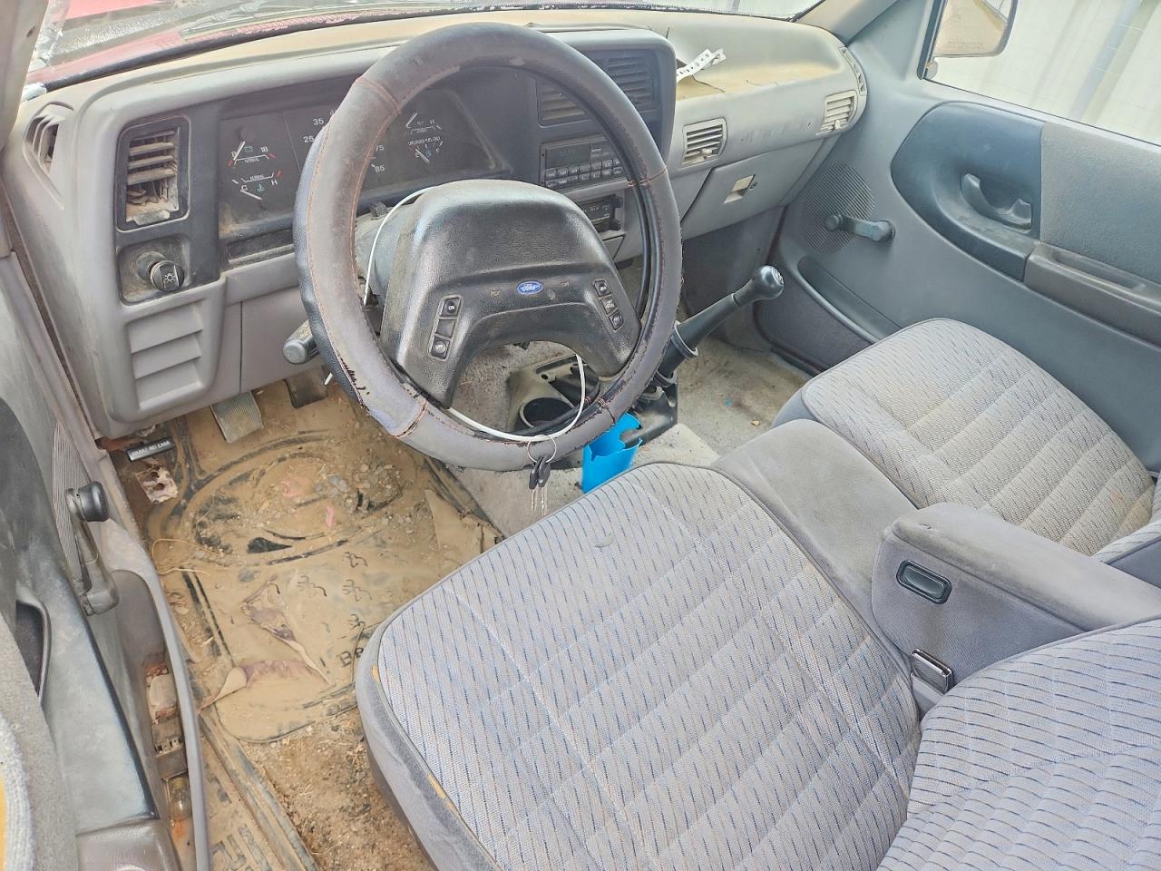 1994 Ford Ranger Super Cab Red vin: 1FTCR14U8RPB05914