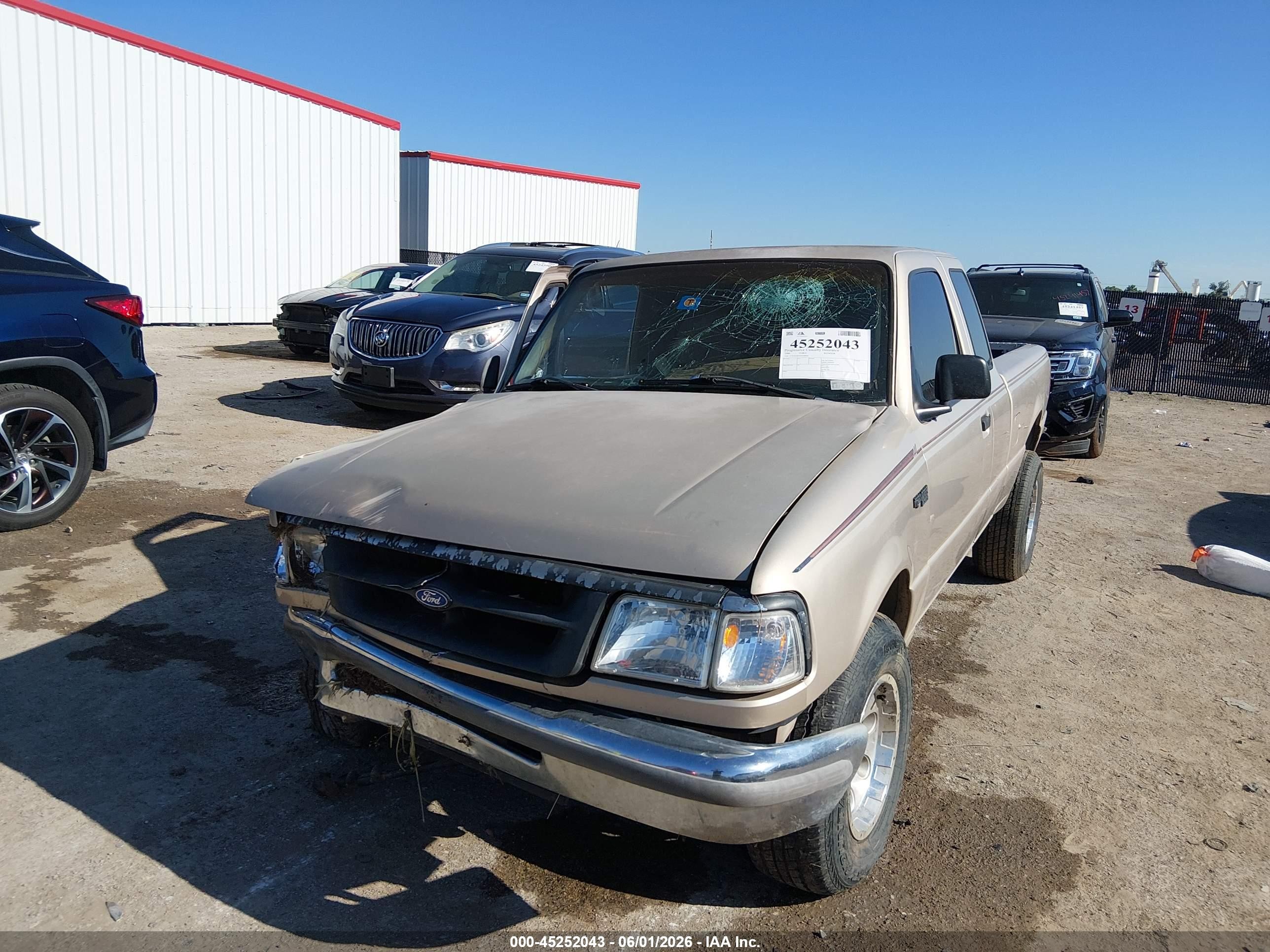 1996 Ford Ranger Super Cab Tan vin: 1FTCR14U9TPA98916