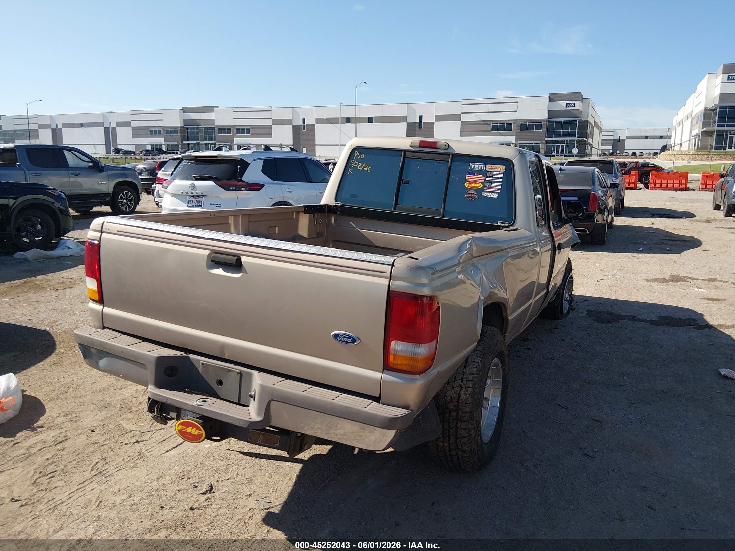 1996 Ford Ranger Super Cab Tan vin: 1FTCR14U9TPA98916