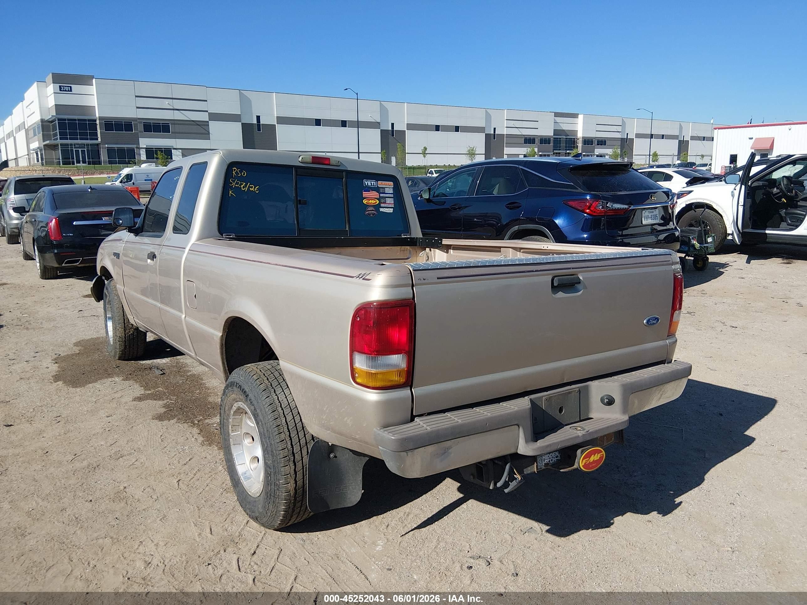 1996 Ford Ranger Super Cab Tan vin: 1FTCR14U9TPA98916