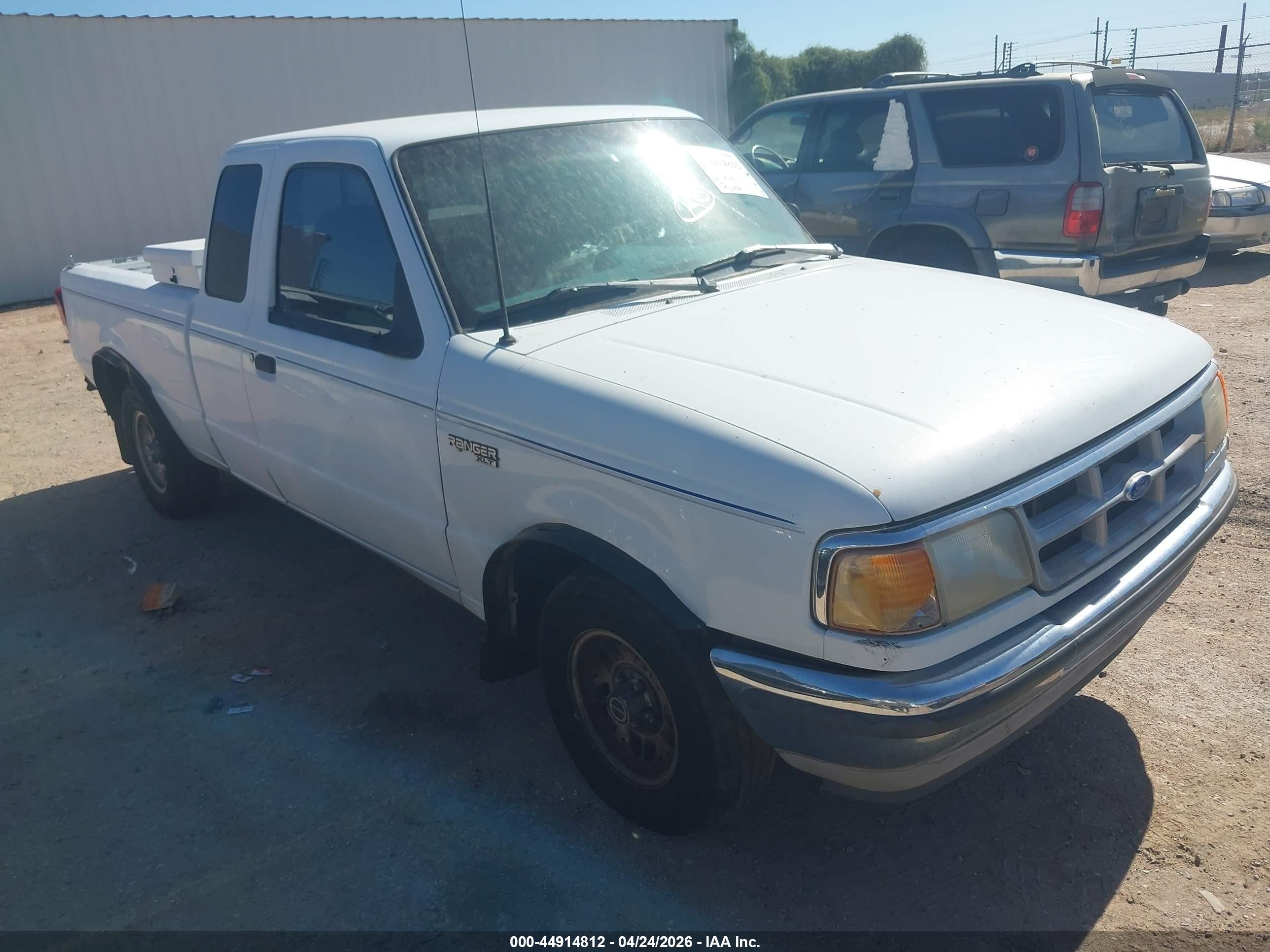 1FTCR14UXPPB25028