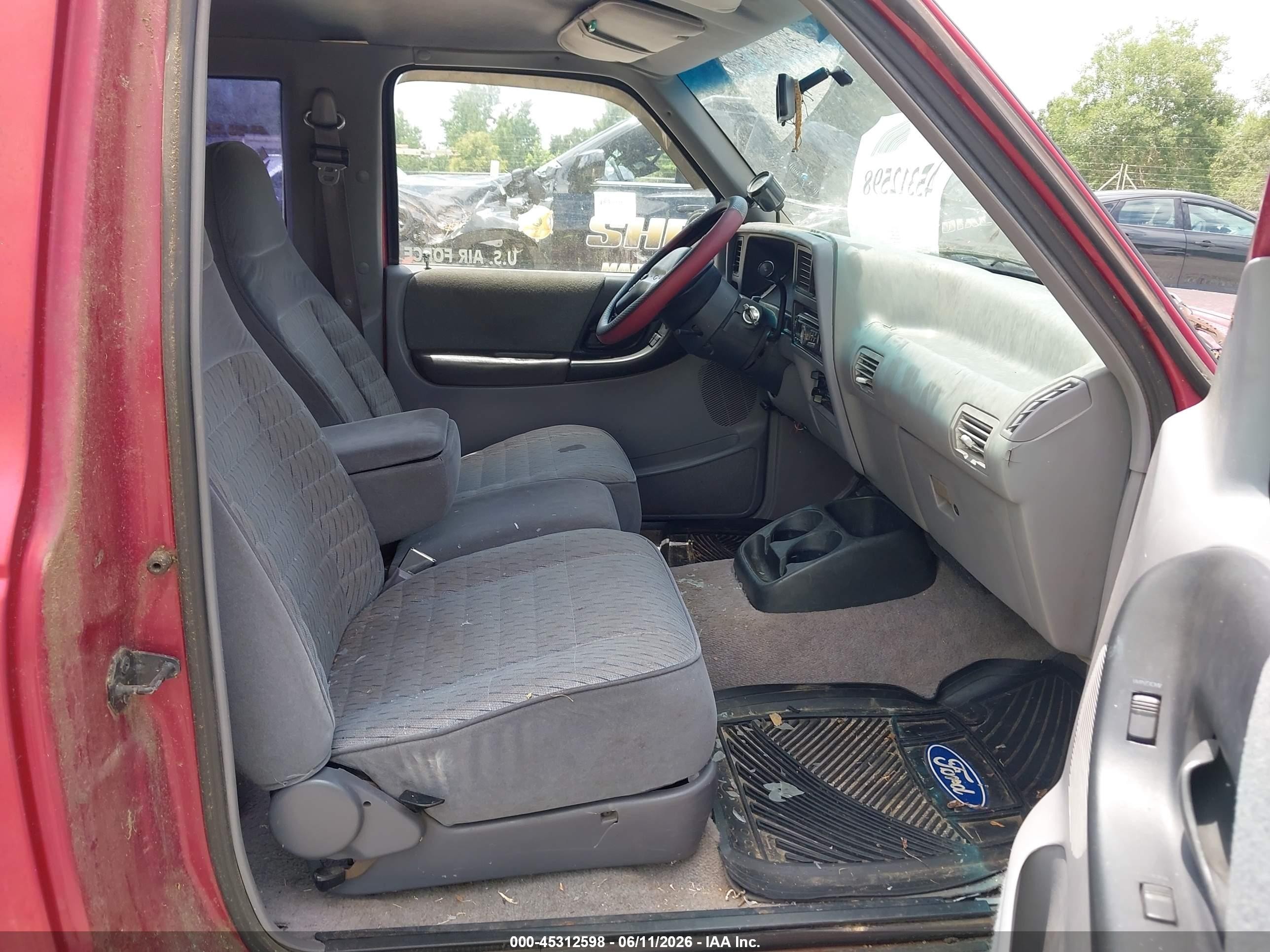 1994 Ford Ranger Super Cab Red vin: 1FTCR14UXRPC41364