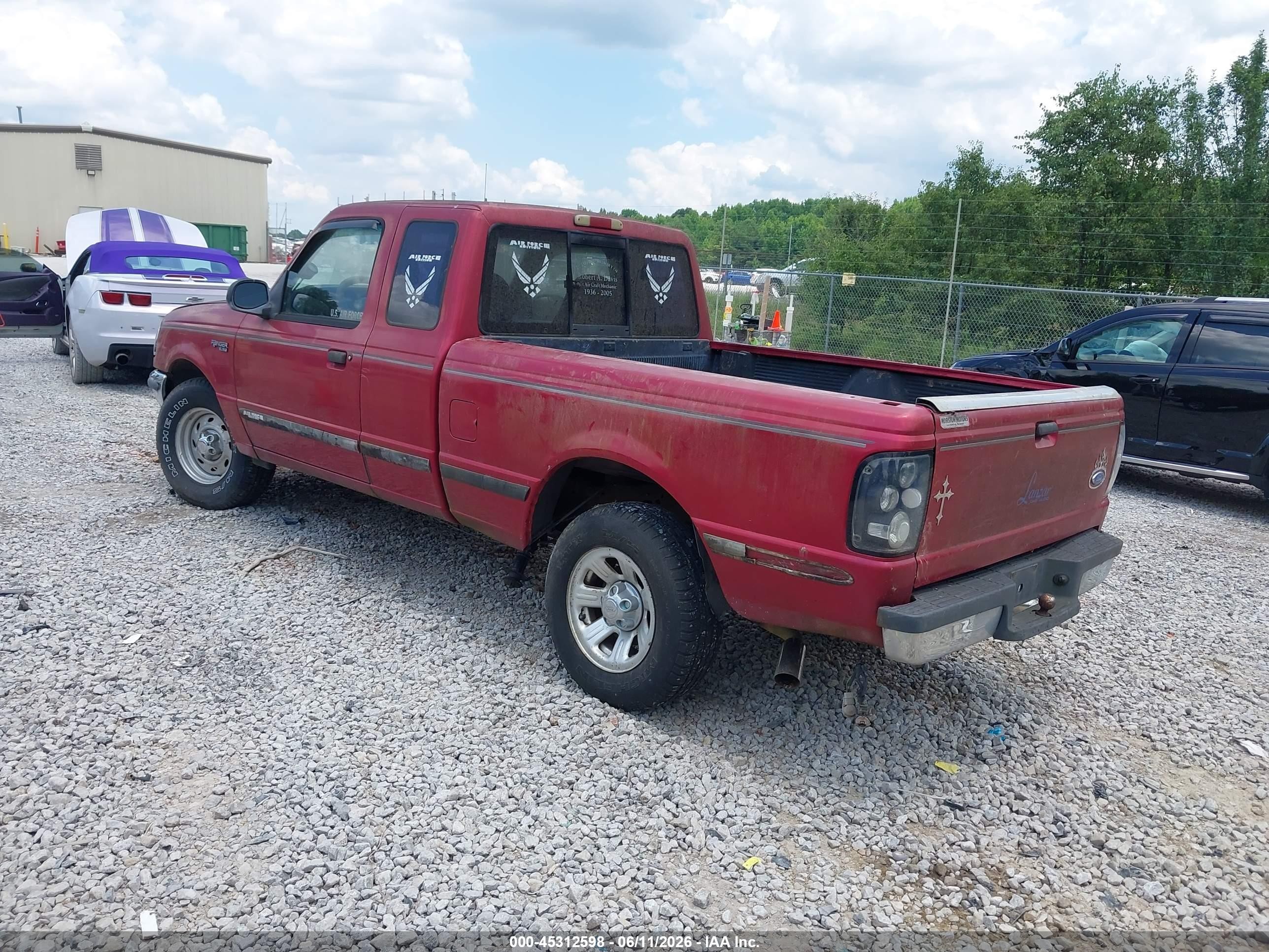 1994 Ford Ranger Super Cab Red vin: 1FTCR14UXRPC41364