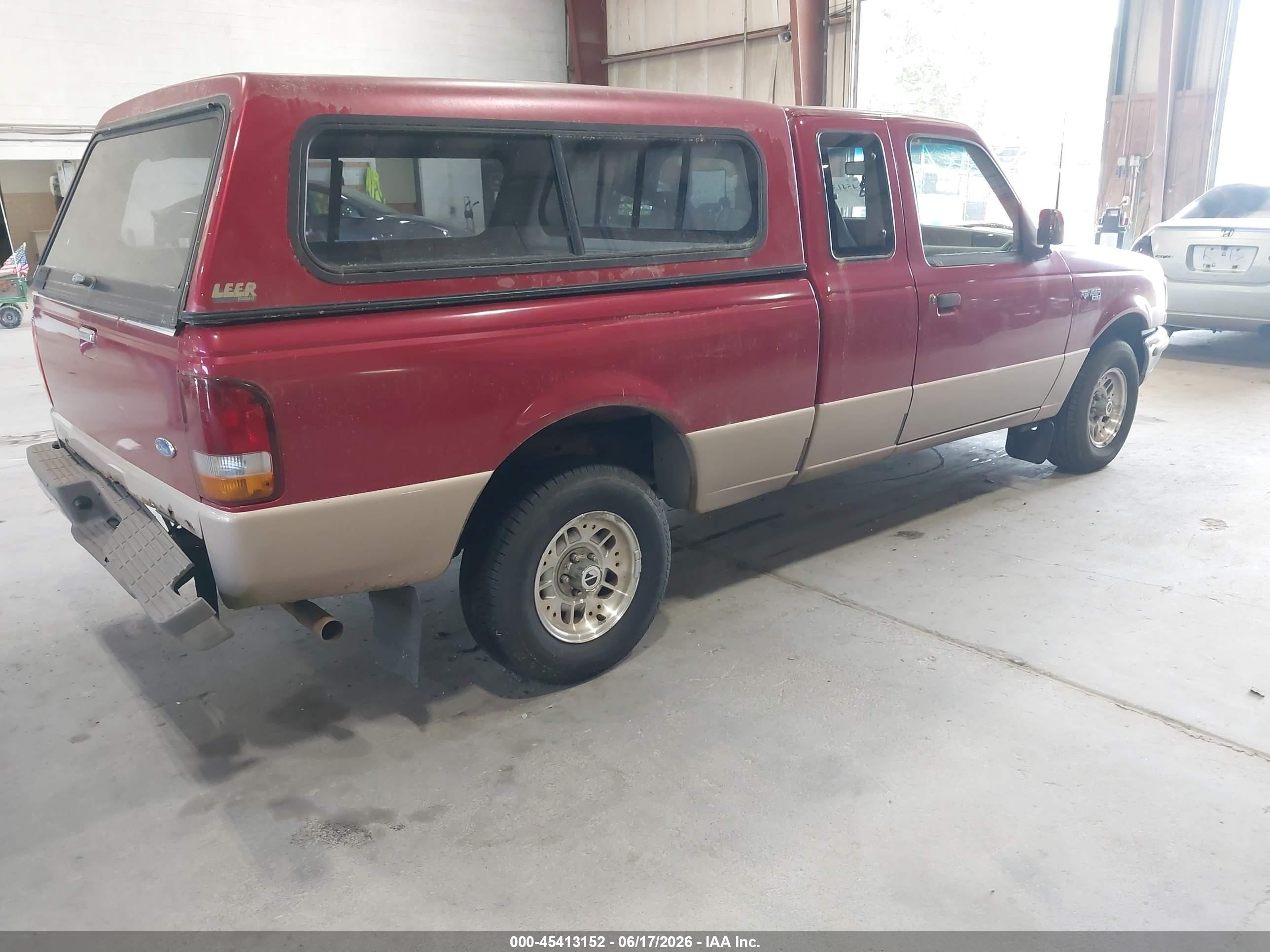 1994 Ford Ranger Super Cab Red vin: 1FTCR14UXRTB04092