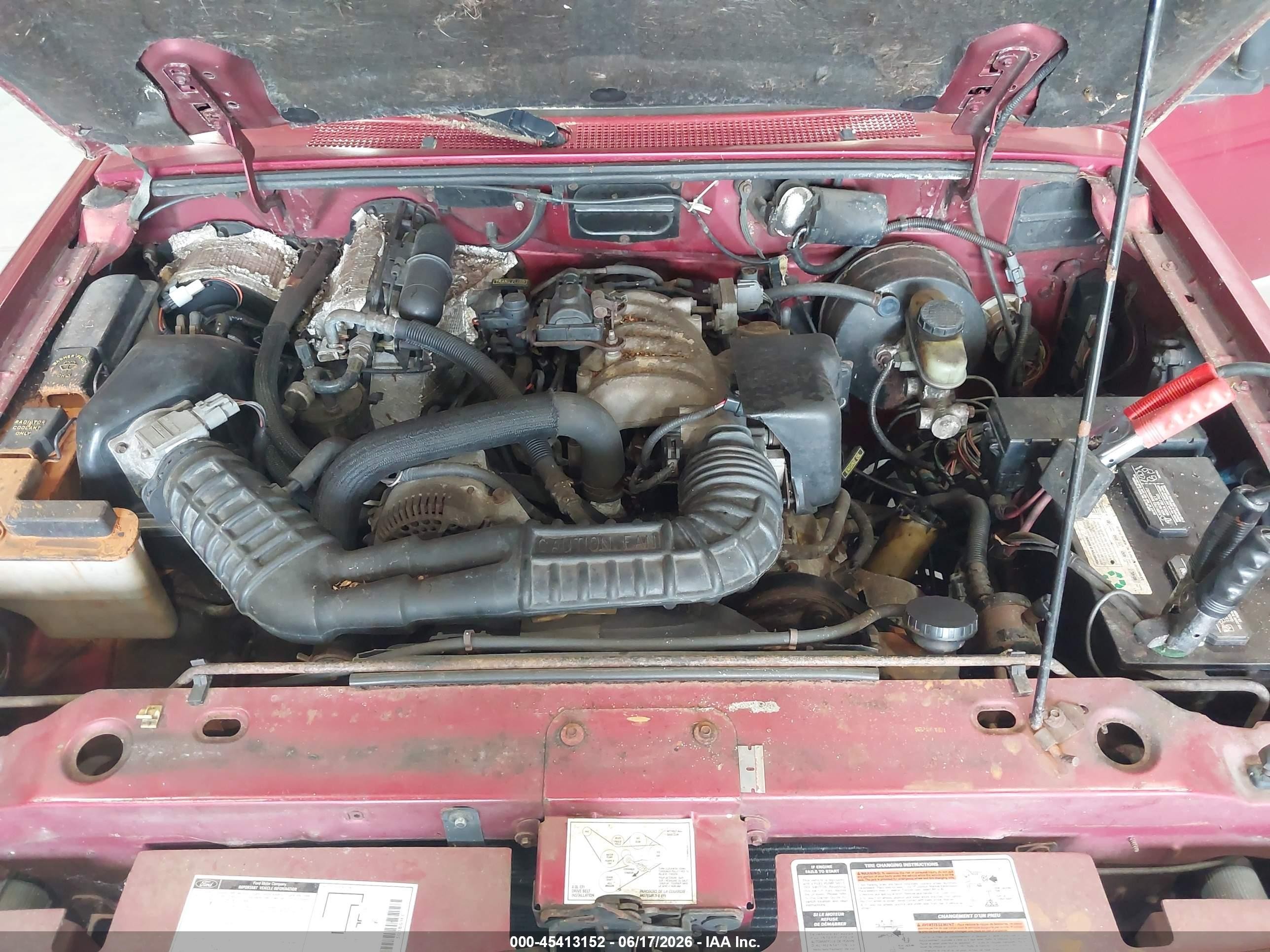 1994 Ford Ranger Super Cab Red vin: 1FTCR14UXRTB04092