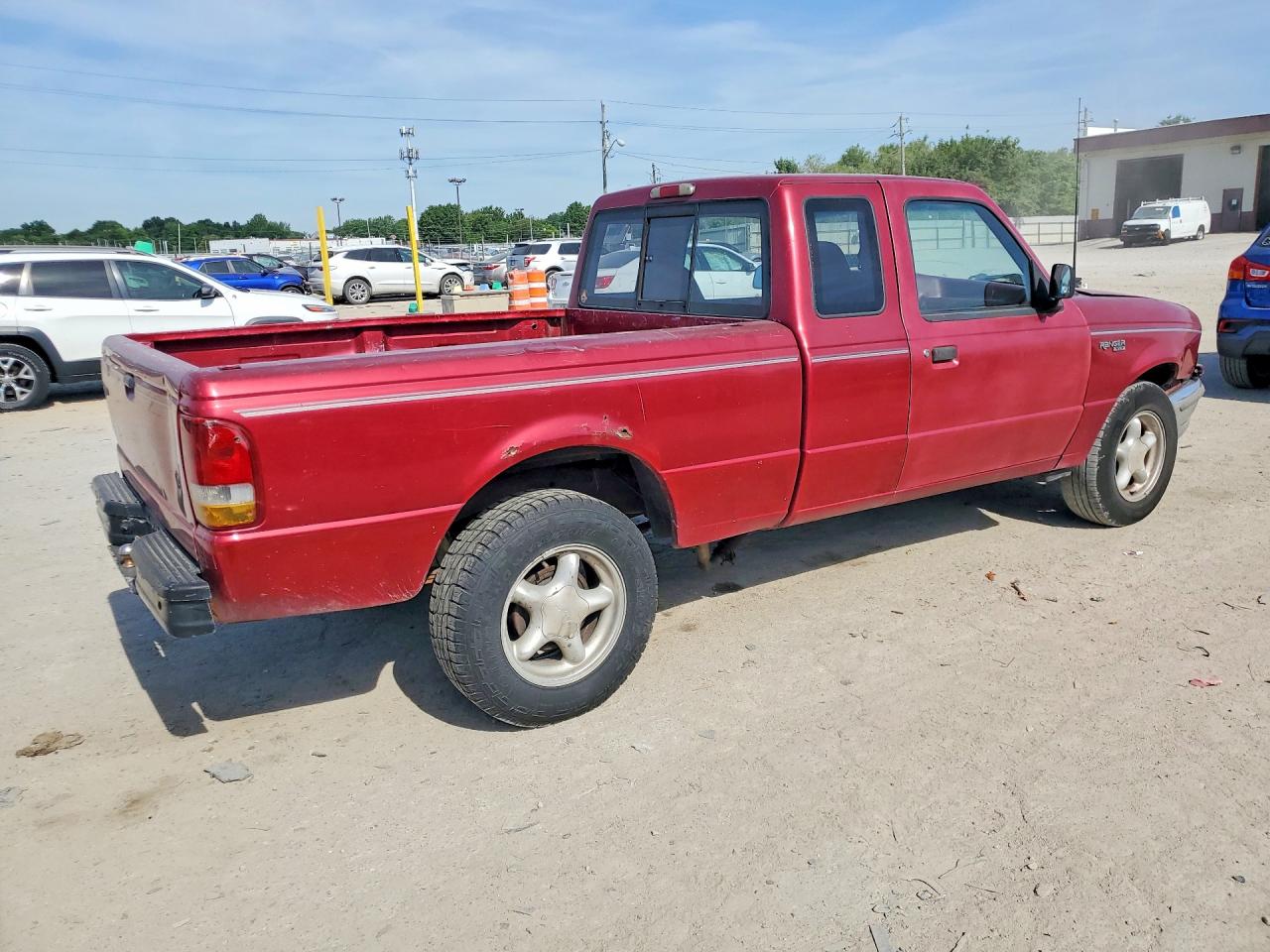 1994 Ford Ranger Super Cab Red vin: 1FTCR14X0RPA08653