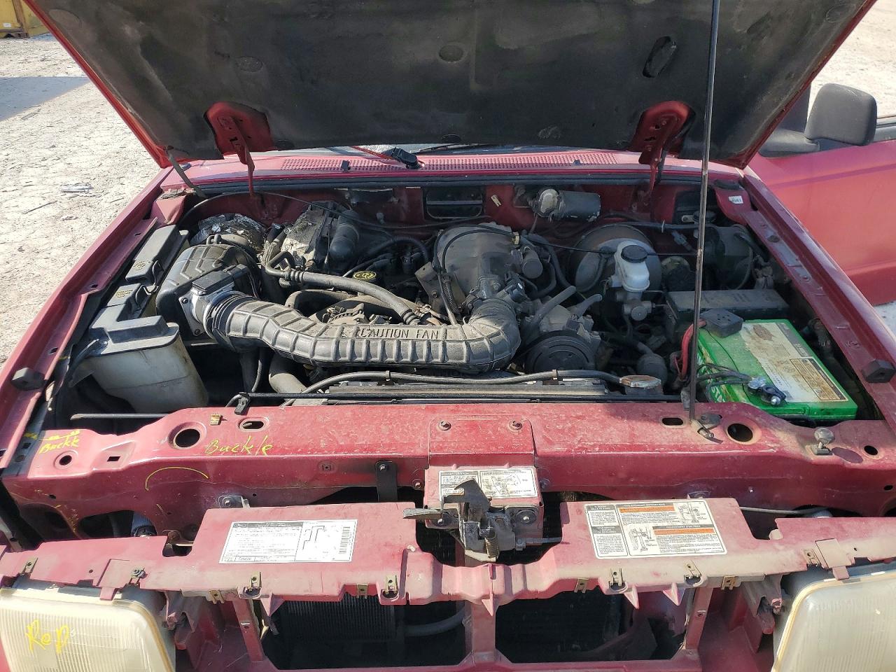 1994 Ford Ranger Super Cab Red vin: 1FTCR14X0RPA08653