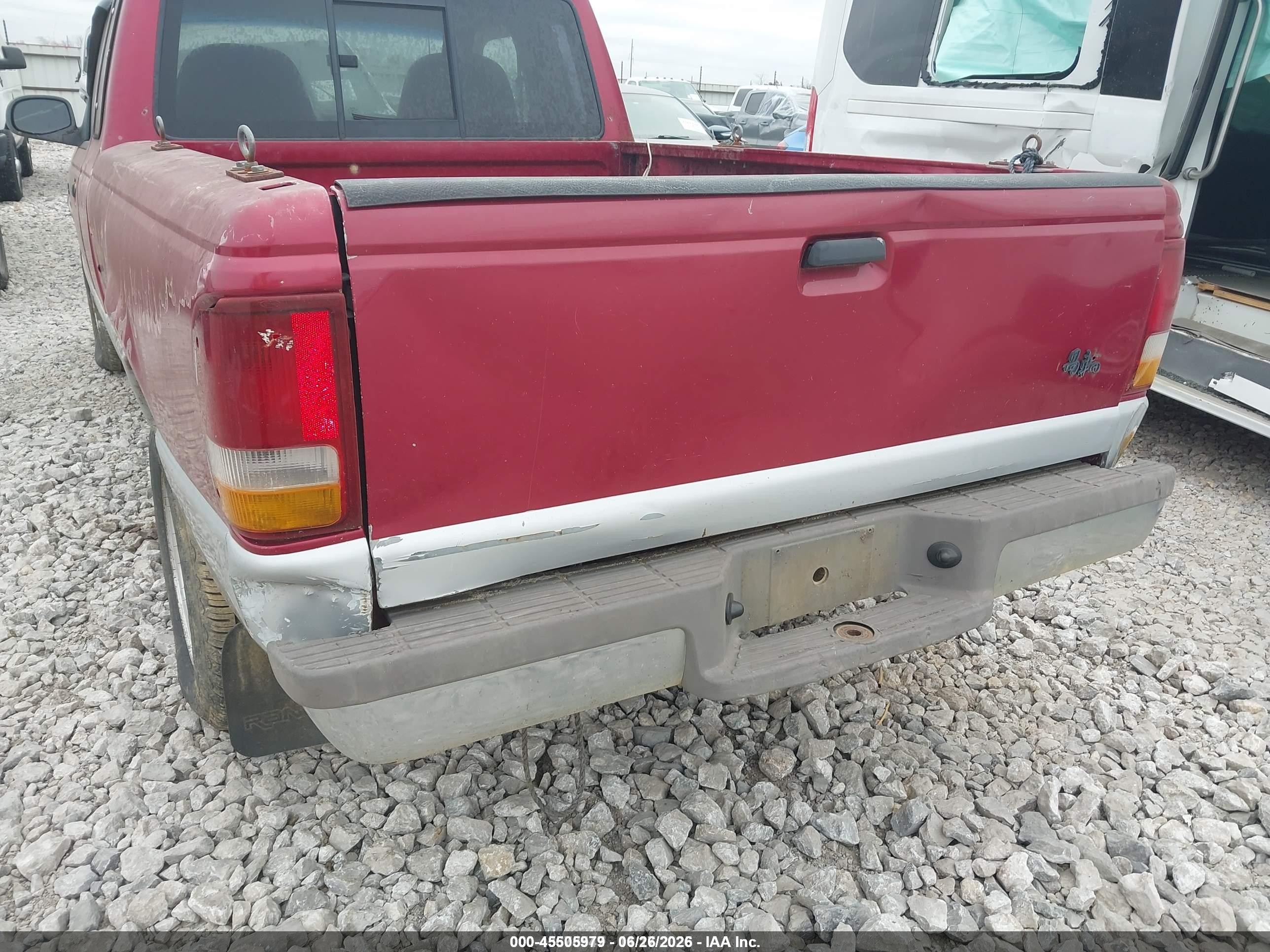1994 Ford Ranger Super Cab Red vin: 1FTCR14X0RPA97883