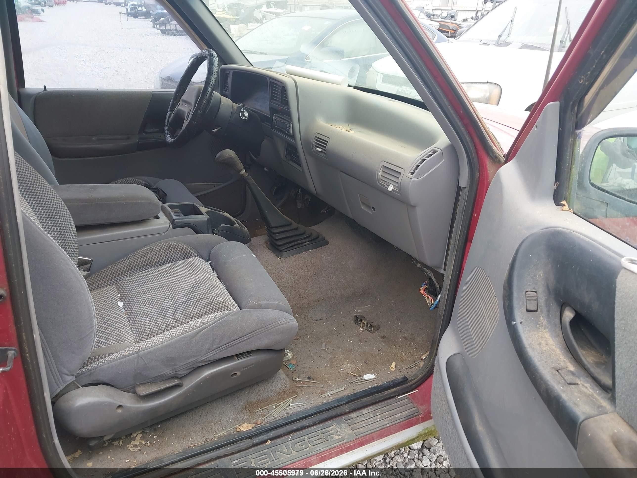 1994 Ford Ranger Super Cab Red vin: 1FTCR14X0RPA97883