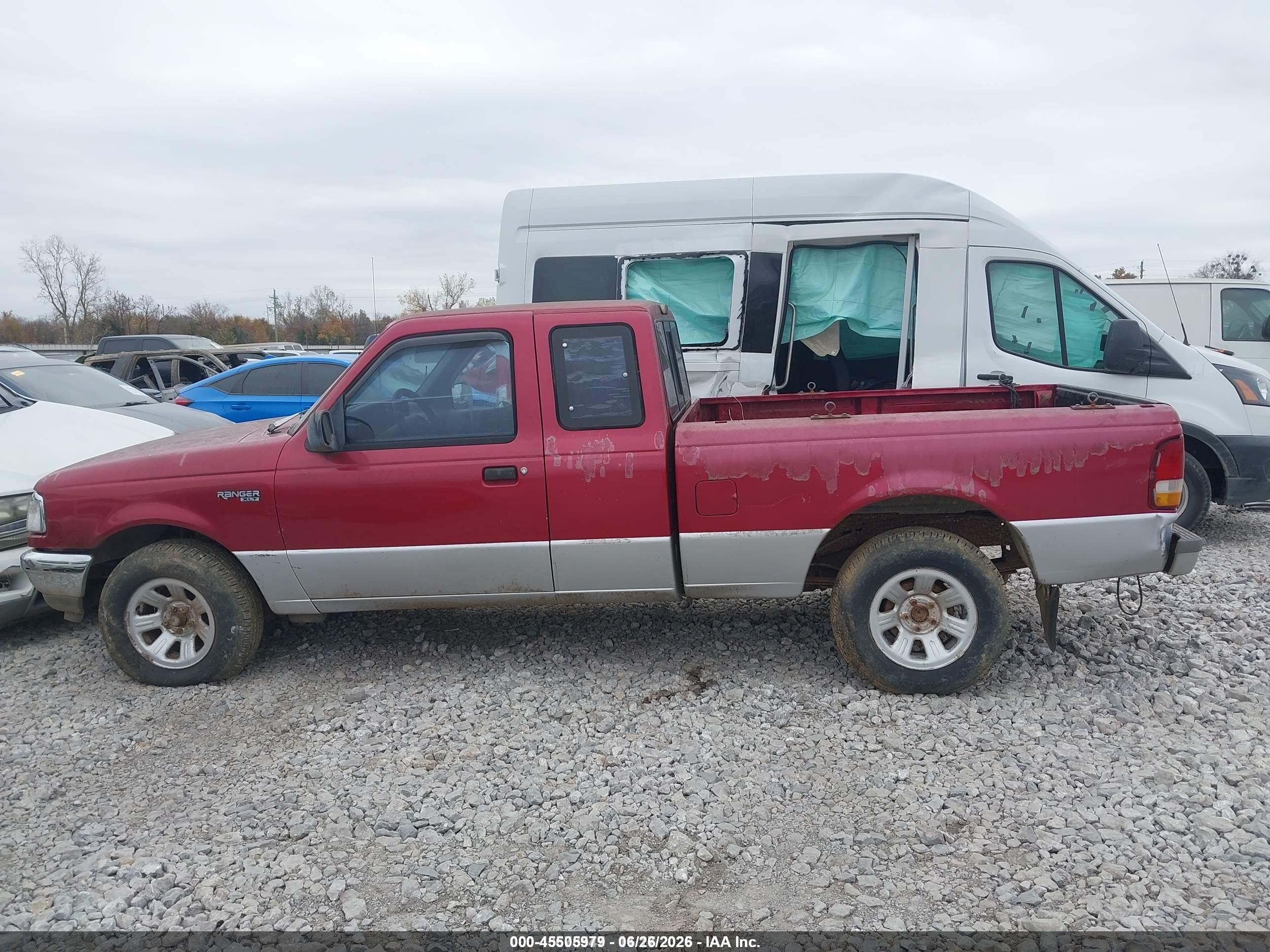 1994 Ford Ranger Super Cab Red vin: 1FTCR14X0RPA97883