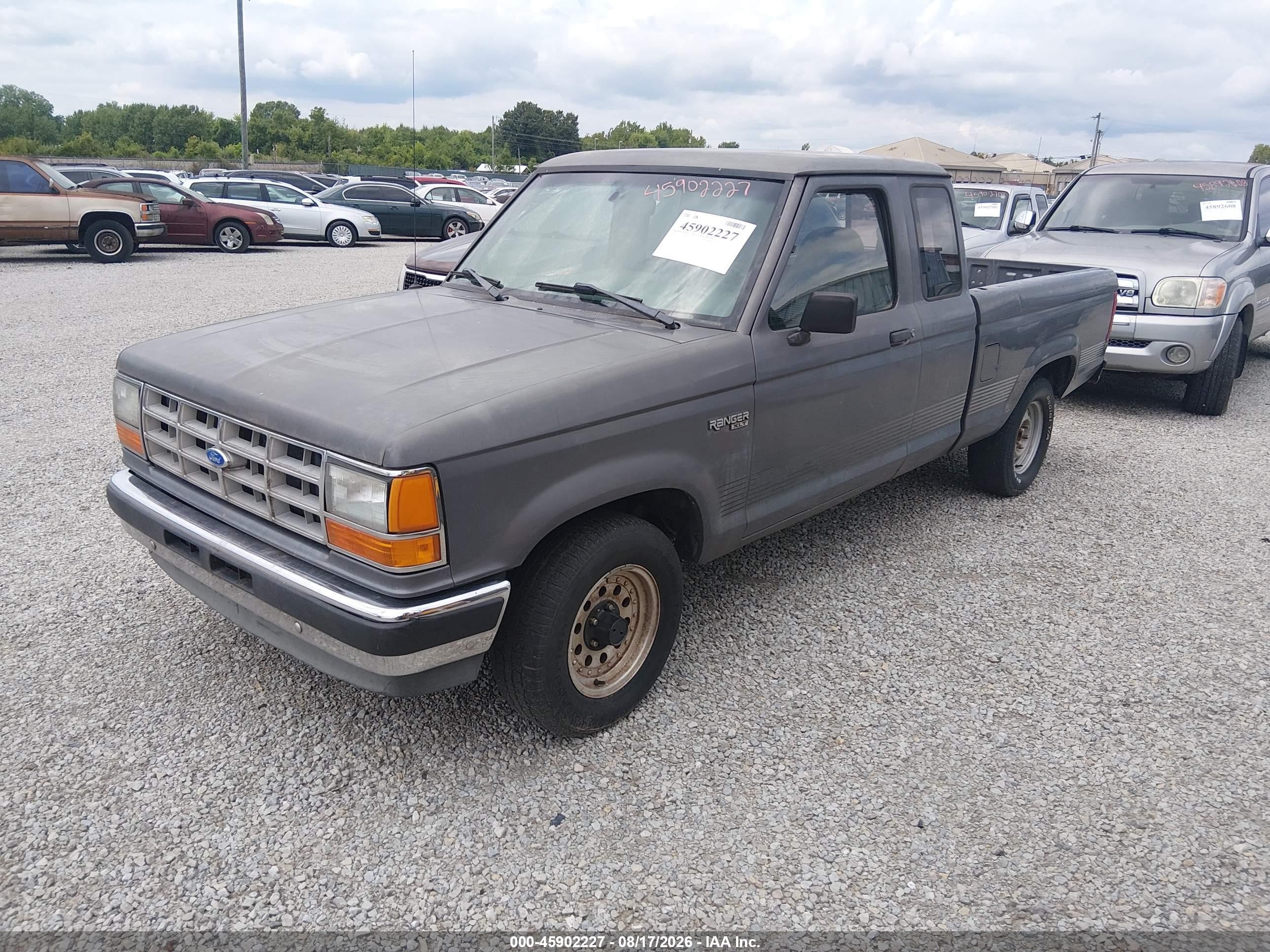 1992 Ford Ranger Super Cab Gray vin: 1FTCR14X1NTA93357
