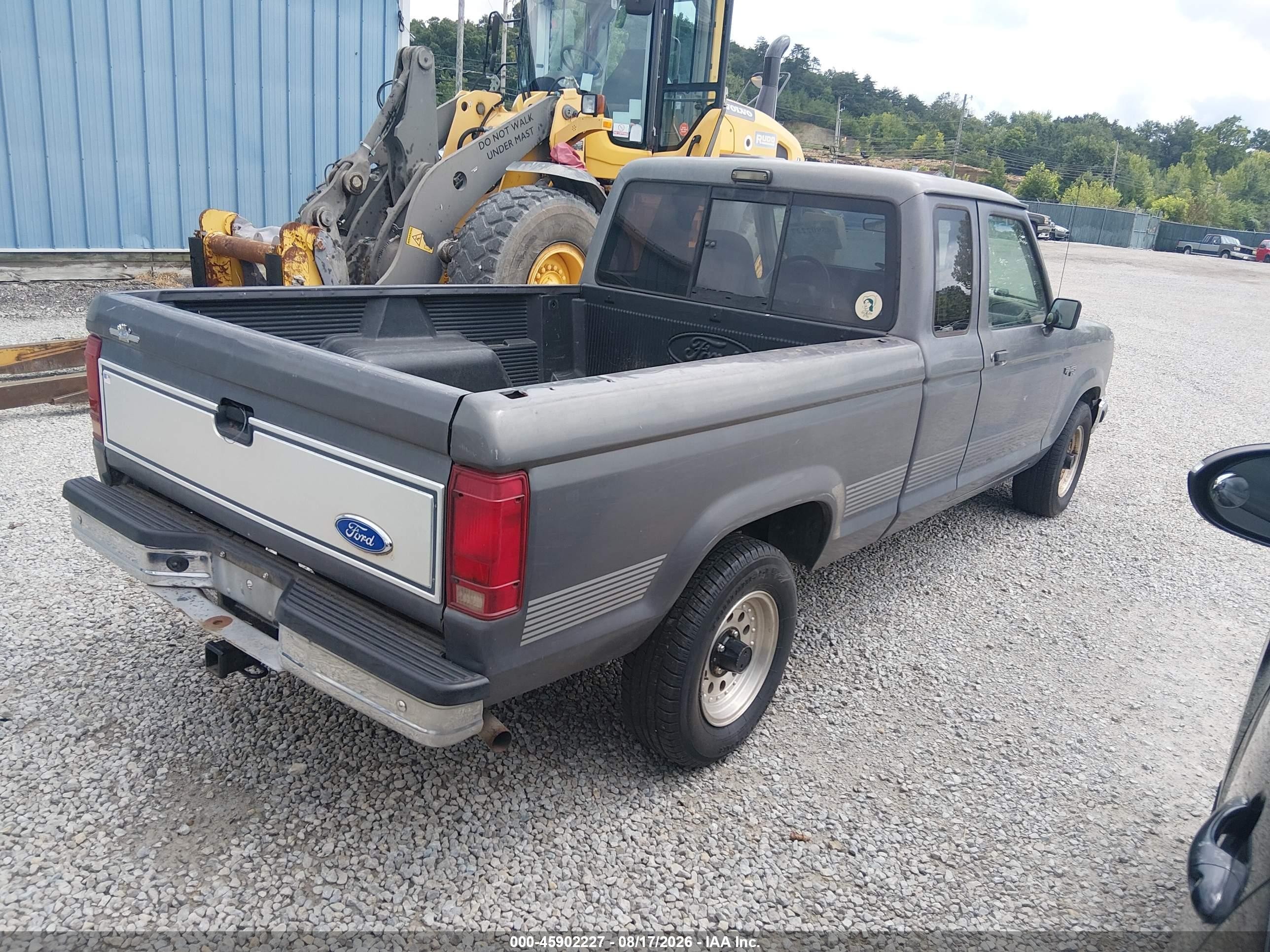 1992 Ford Ranger Super Cab Gray vin: 1FTCR14X1NTA93357