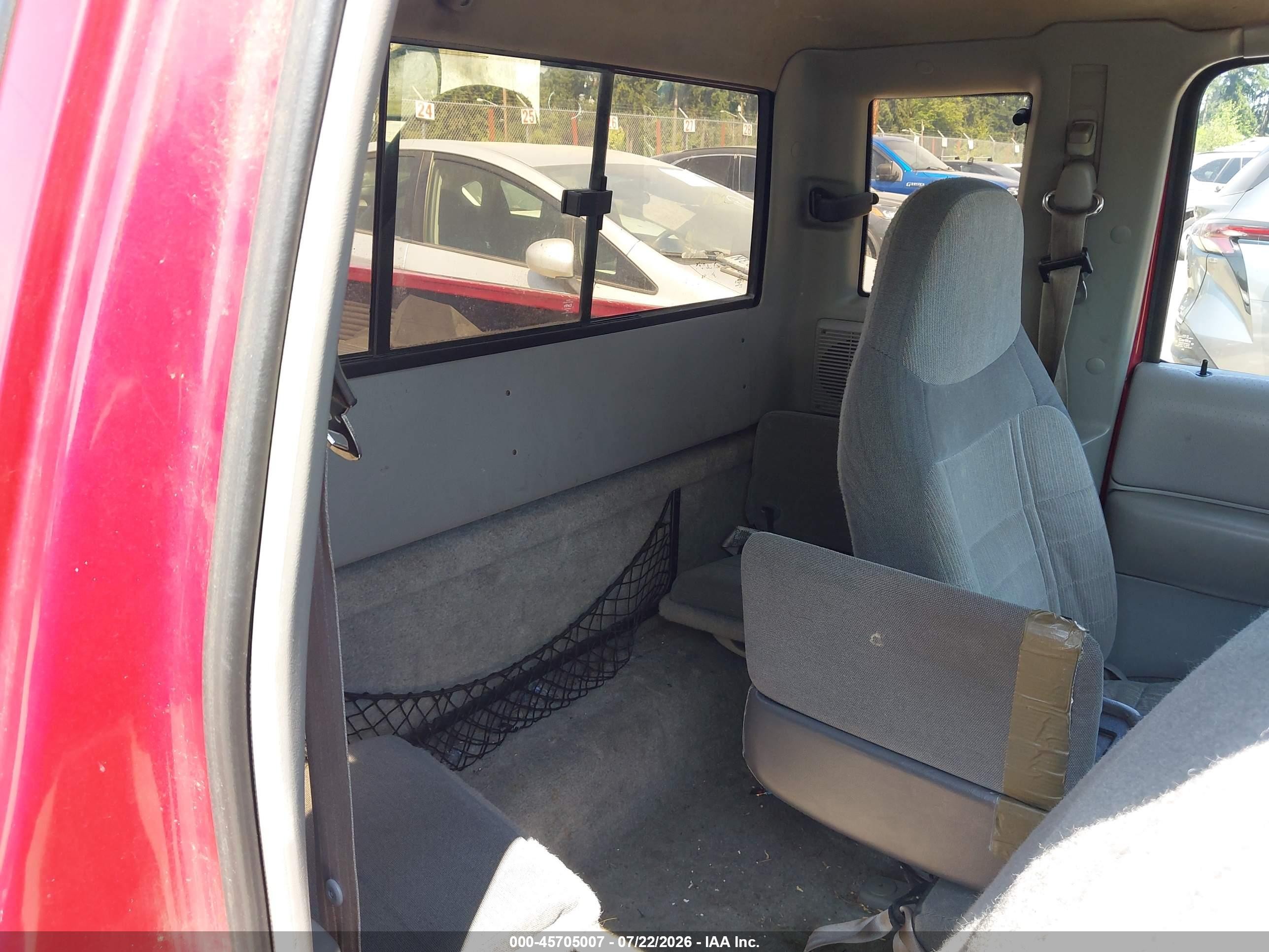 1996 Ford Ranger Super Cab Red vin: 1FTCR14X1TPB27349