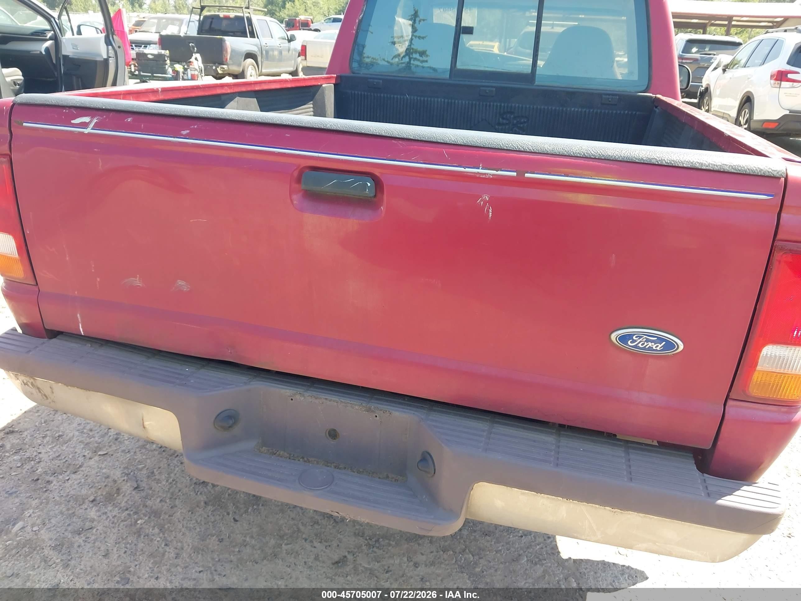 1996 Ford Ranger Super Cab Red vin: 1FTCR14X1TPB27349