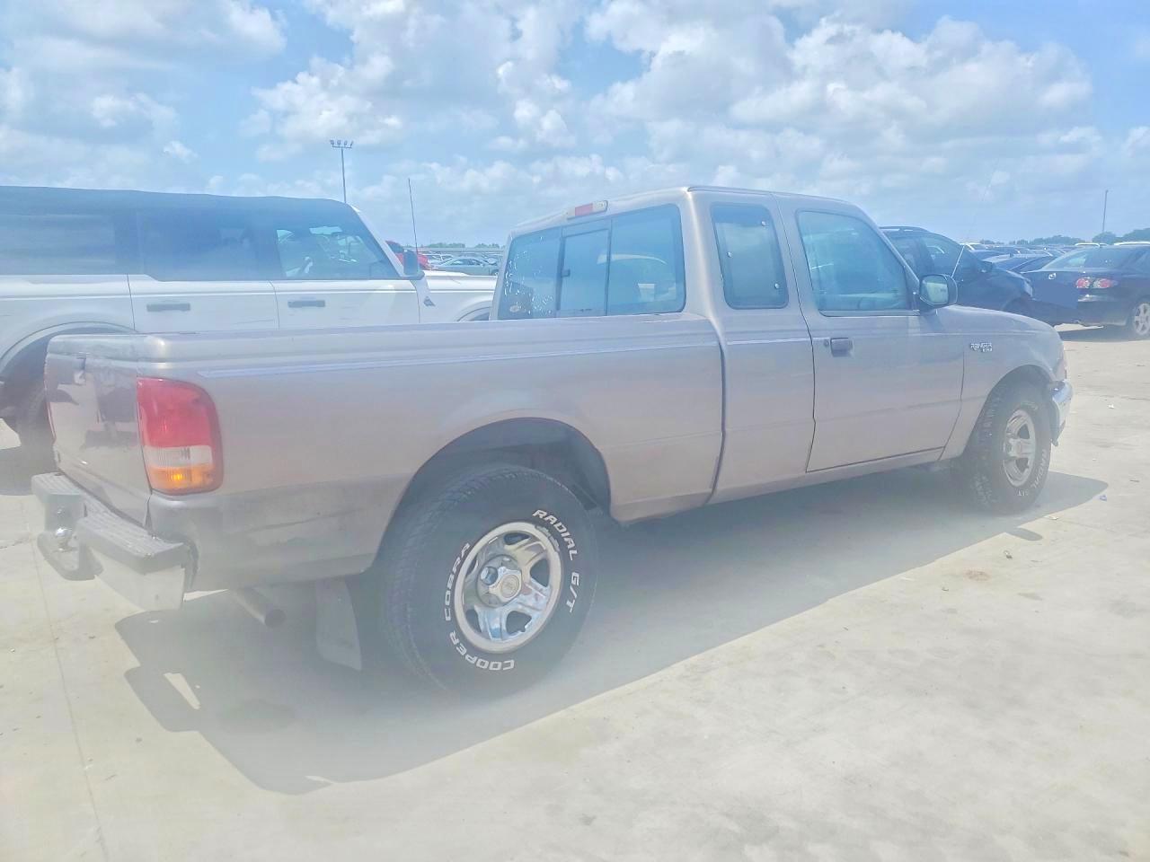 1997 Ford Ranger Super Cab Gray vin: 1FTCR14X1VPA04167