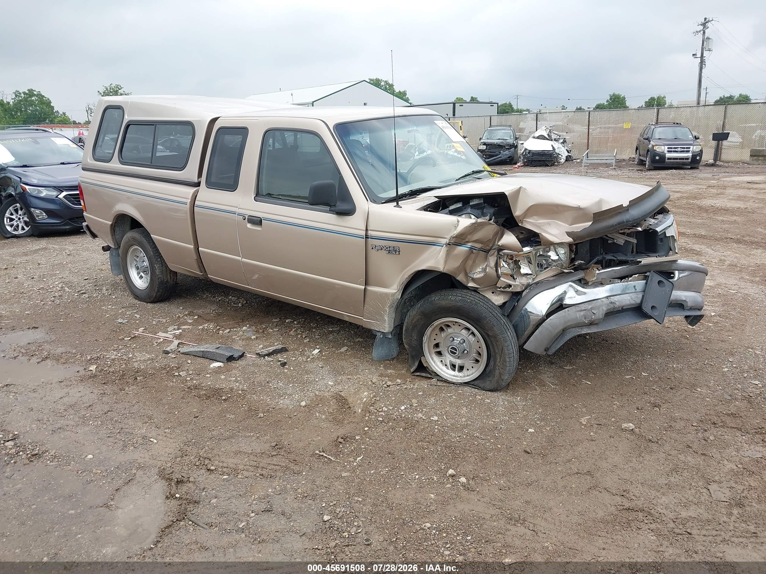 1994 Ford Ranger Super Cab Gold vin: 1FTCR14X3RPC58811